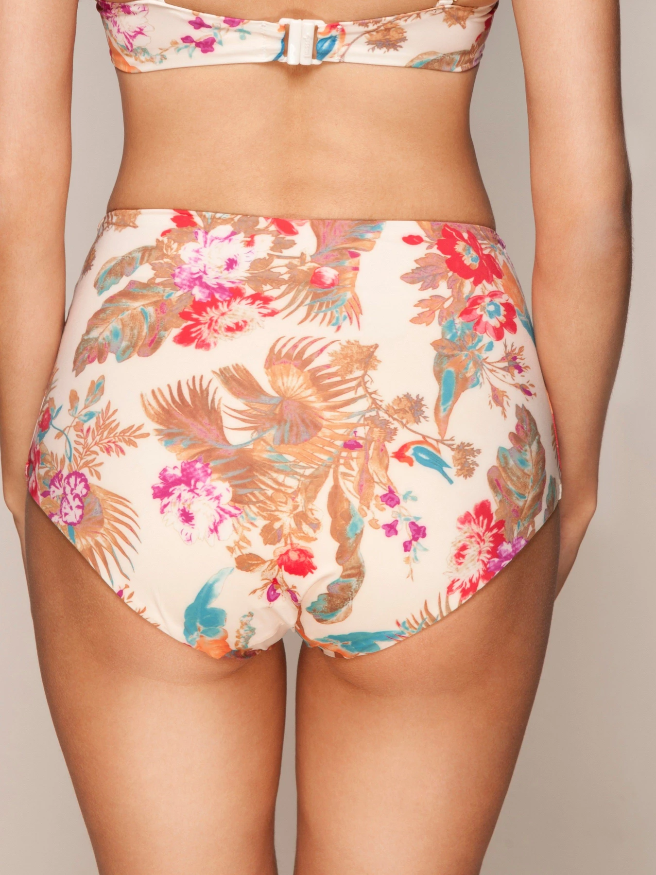Одяг для пляжу GOSSARD Bird of Paradise модель 8874 Одяг для пляжу GOSSARD Bird of Paradise модель 8874 Фото