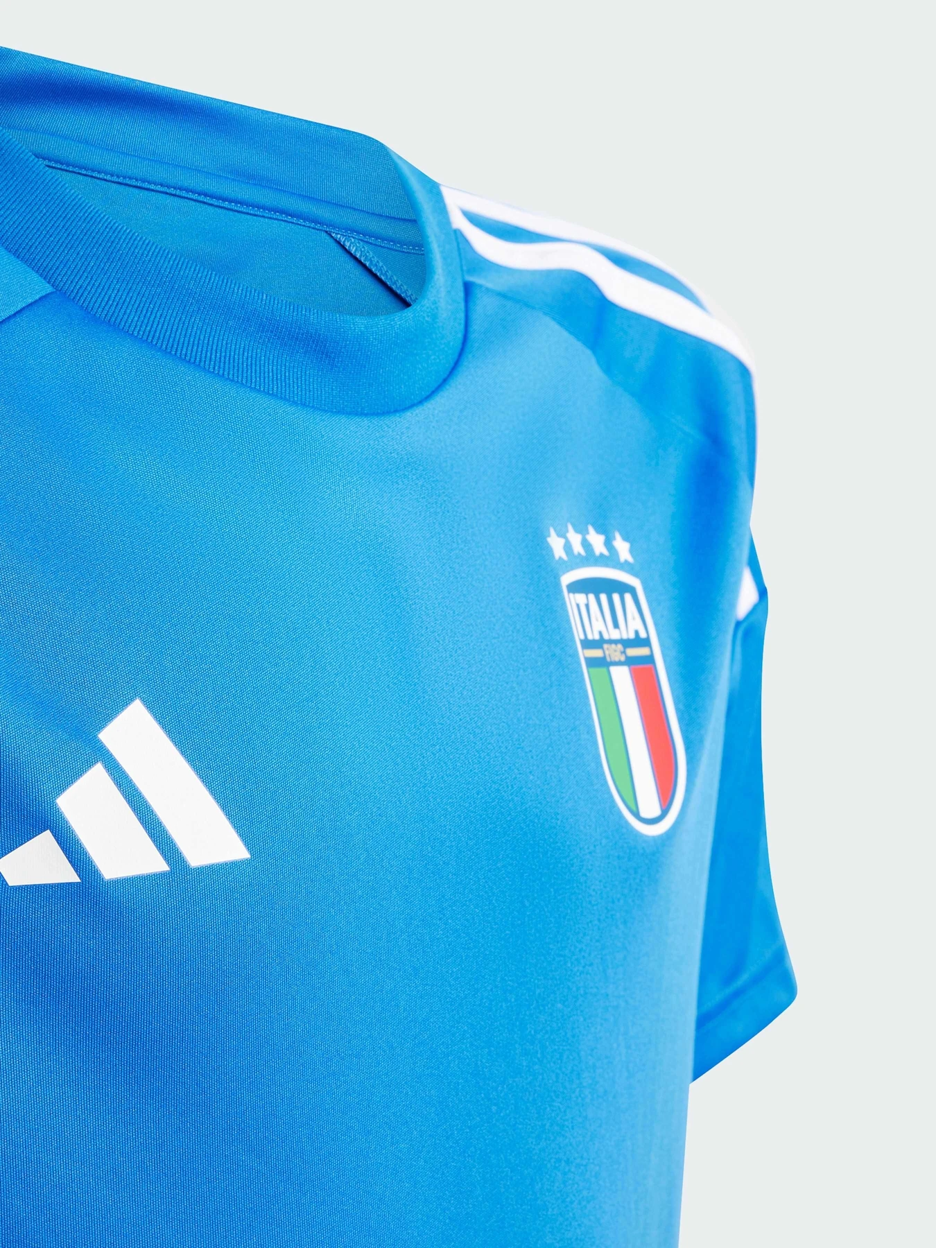 Футболки и поло Adidas модель IQ0498 Футболки и поло Adidas модель IQ0498 Фото