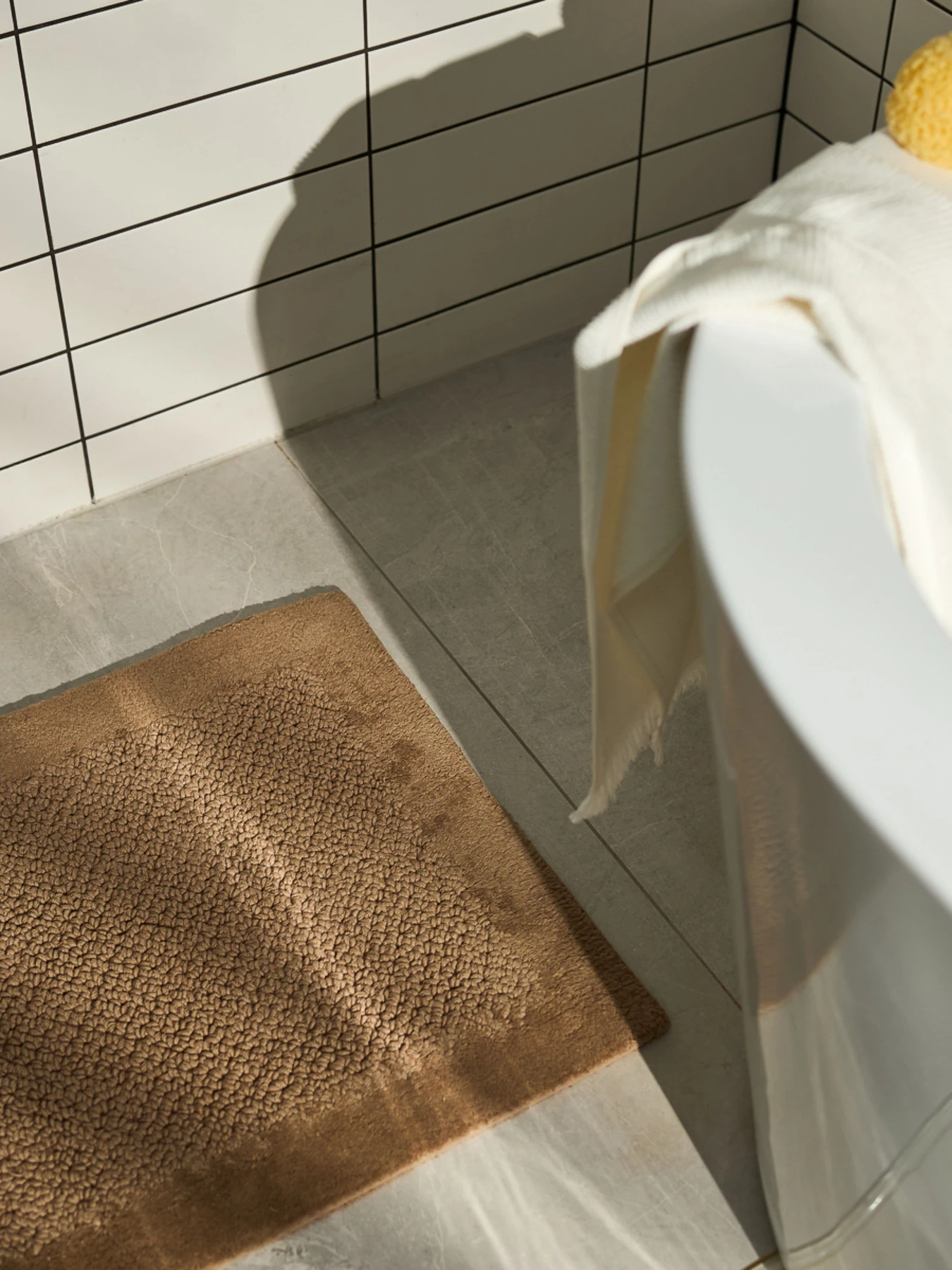 Коврик для ванной "Бухта" холодный бежевый MBM HOME модель BM-05 S COOL BEIGE Коврик для ванной "Бухта" холодный бежевый MBM HOME модель BM-05 S COOL BEIGE Фото