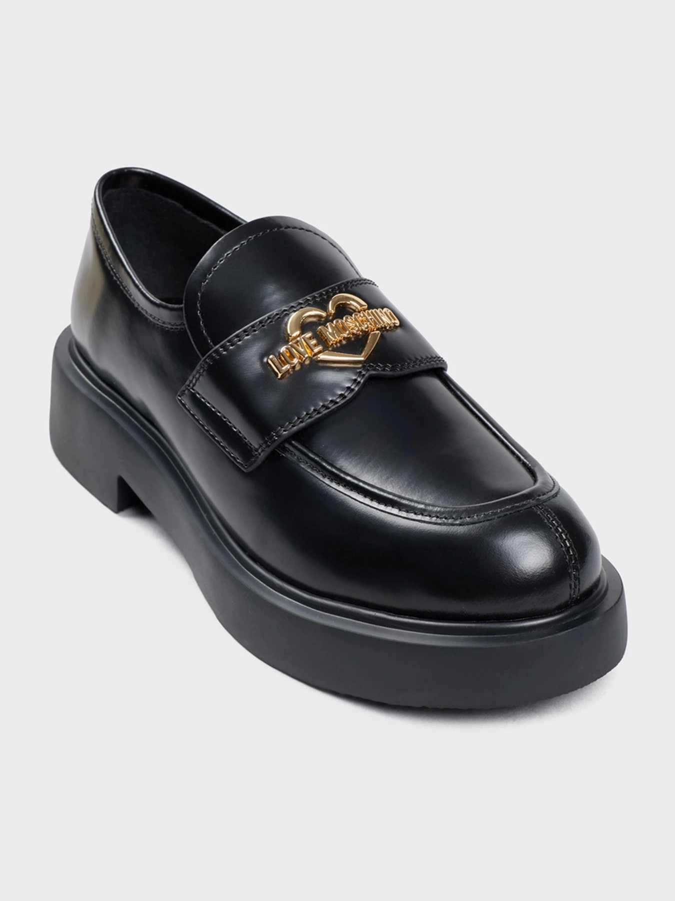 Туфли и лоферы Moschino модель JA10404G0LJD0000 Фото
