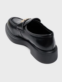 Туфли и лоферы Moschino модель JA10404G0LJD0000 Фото
