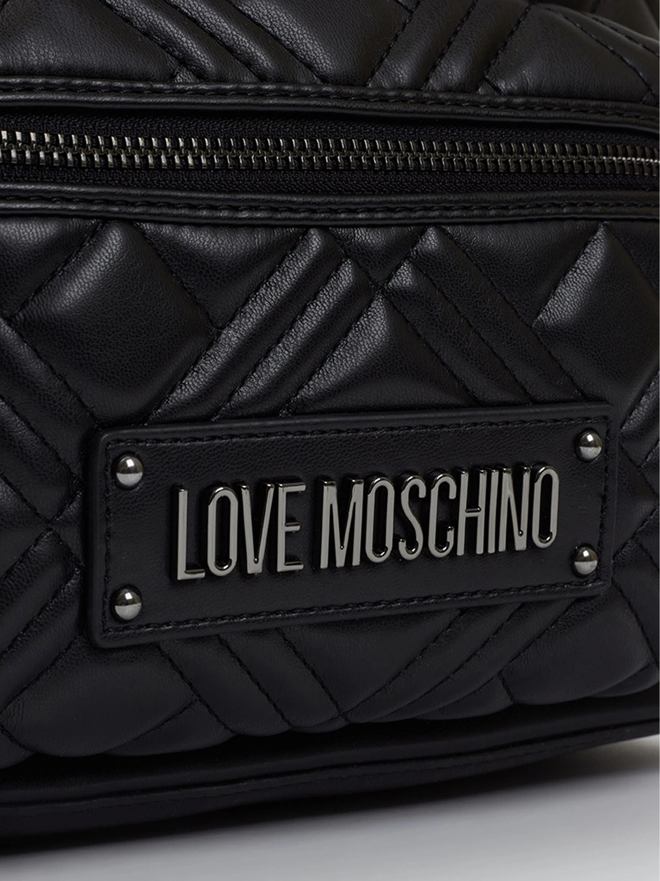 Рюкзаки Moschino модель JC4148PP0LLA000A Рюкзаки Moschino модель JC4148PP0LLA000A Фото