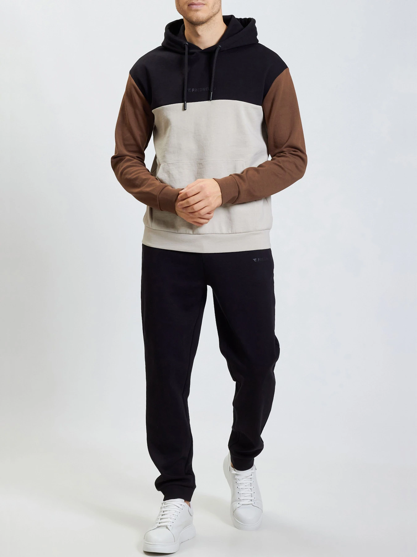 Худи и свитшоты Fred Mello модель FM24W28FC_BLACK Худи и свитшоты Fred Mello модель FM24W28FC_BLACK Фото