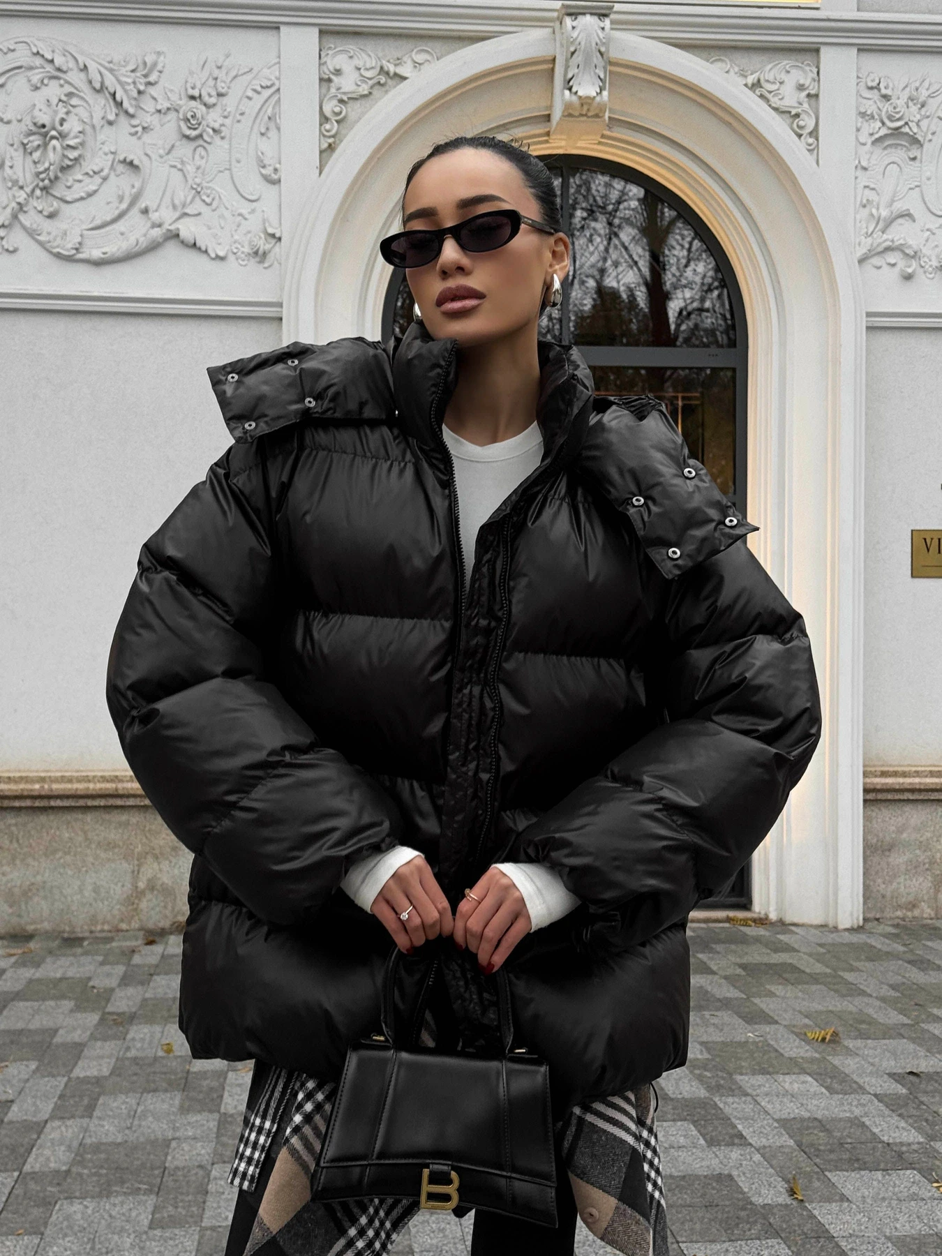 Куртки та дублянки Jadone Fashion модель Taym_chor Фото