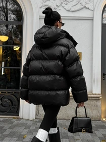 Куртки та дублянки Jadone Fashion модель Taym_chor Фото