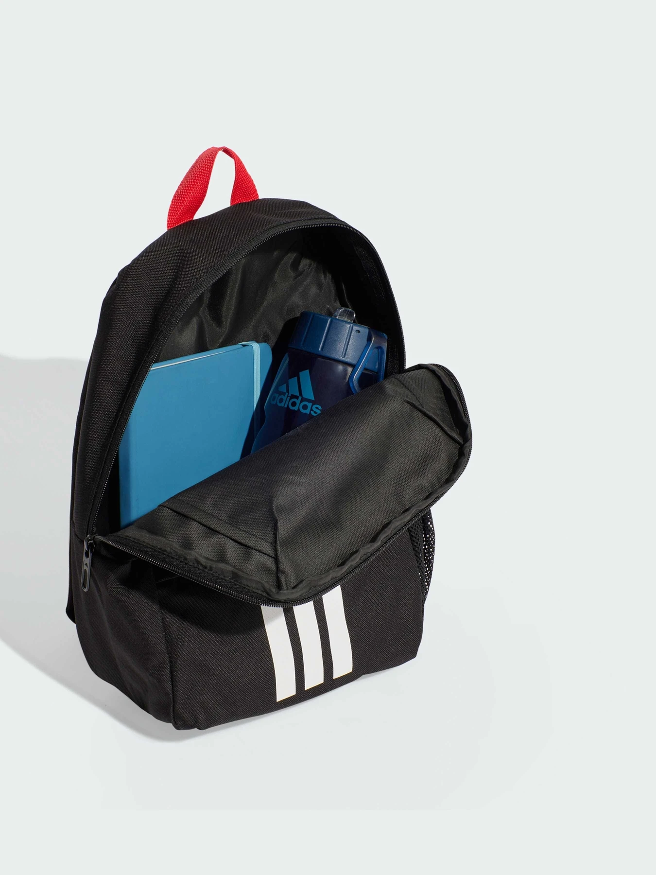 Рюкзаки Adidas x Disney модель JG5788 Рюкзаки Adidas x Disney модель JG5788 Фото