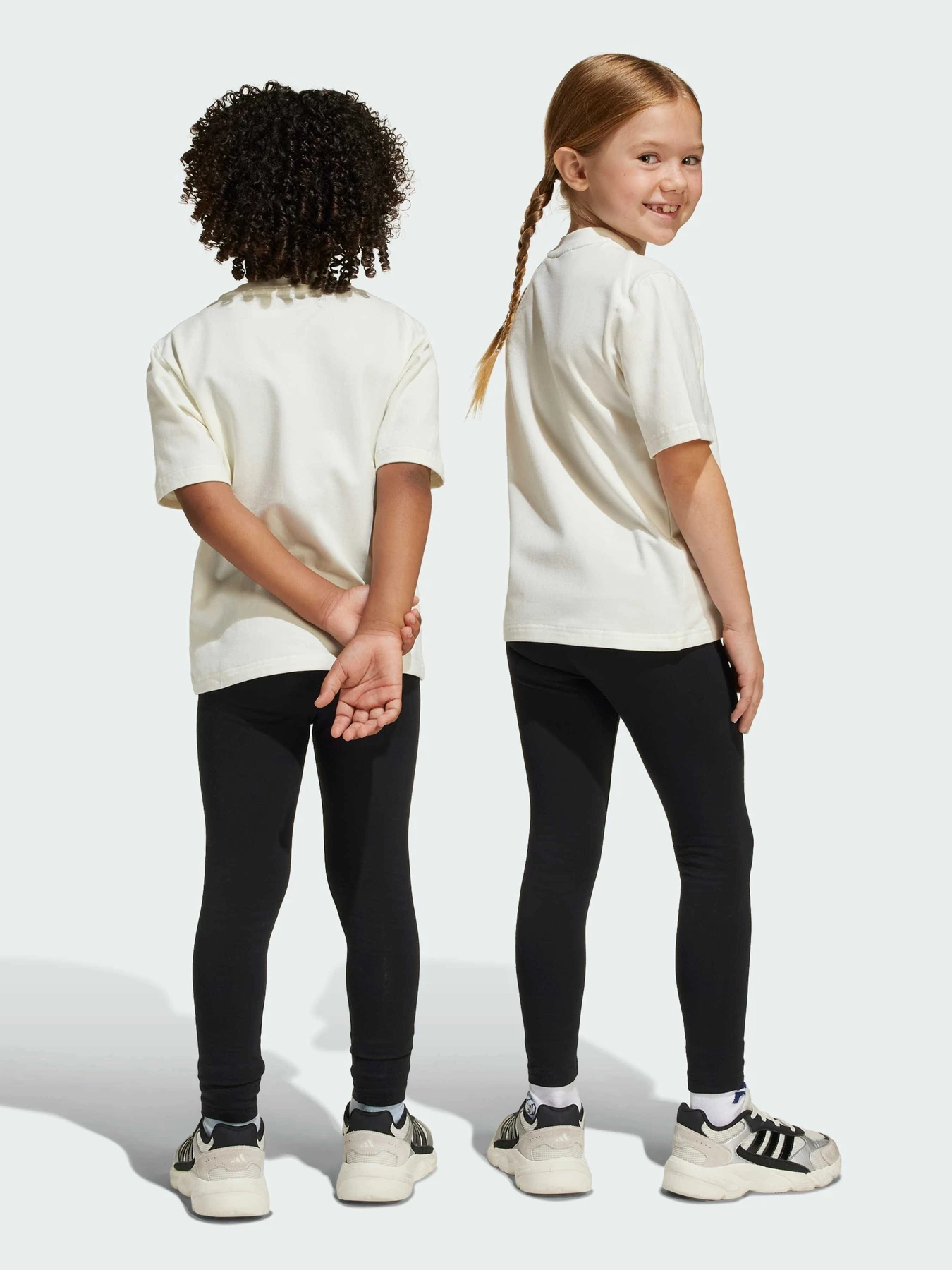 Брюки Adidas x Disney модель JF3647 Брюки Adidas x Disney модель JF3647 Фото
