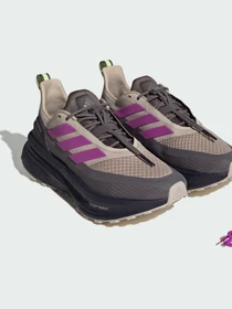 Кроссовки Adidas Ultraboost модель JQ7306 Фото
