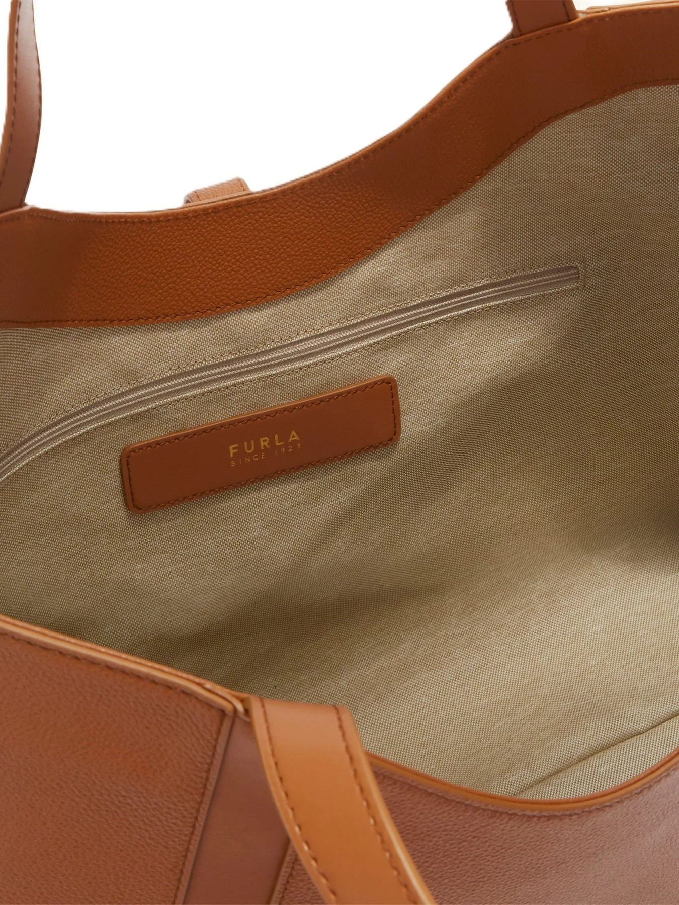 Сумки Furla модель WB01498BX3353RY0001007 Сумки Furla модель WB01498BX3353RY0001007 Фото