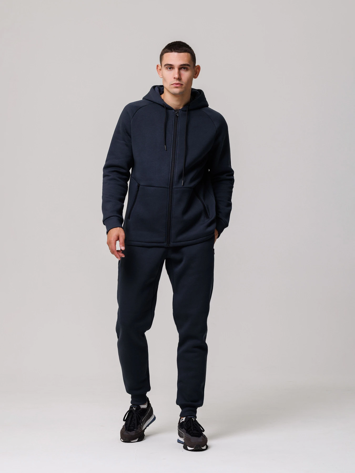 Костюмы HANDY WEAR 4ZIP модель 4006 Костюмы HANDY WEAR 4ZIP модель 4006 Фото
