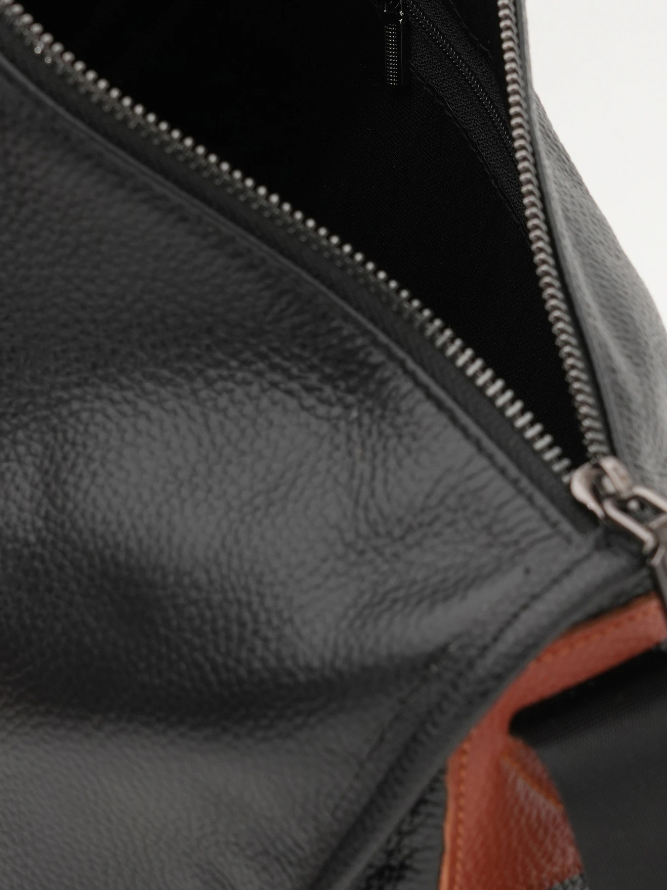 Сумки Borsa Leather модель K15431bl-black Фото