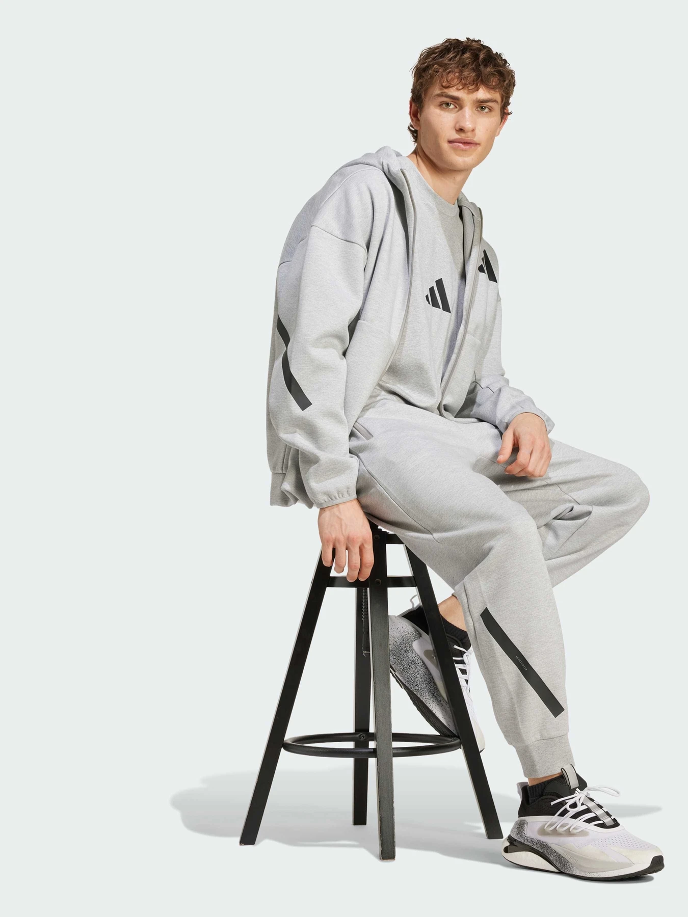 Худі та світшоти Adidas ZNE модель JF2450 Фото