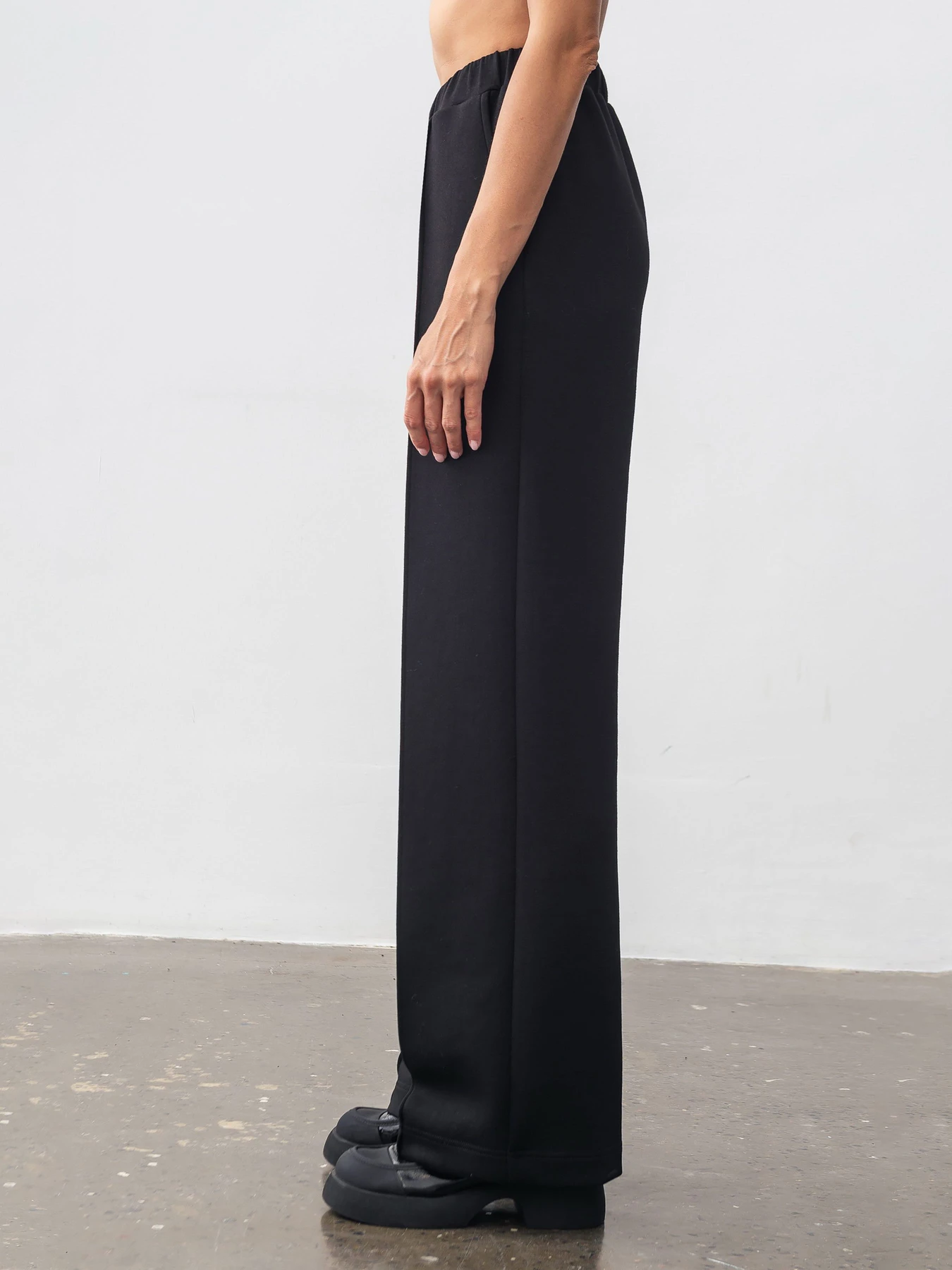 Штани Lesia модель Nembus01BlackWPNTLS Фото