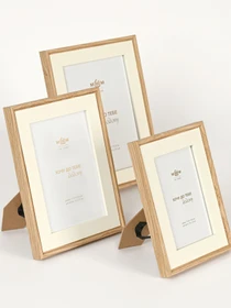 Фоторамка "Кадри" світле дерево з білим MBM HOME модель PH-2 WHITE/WOOD Фото