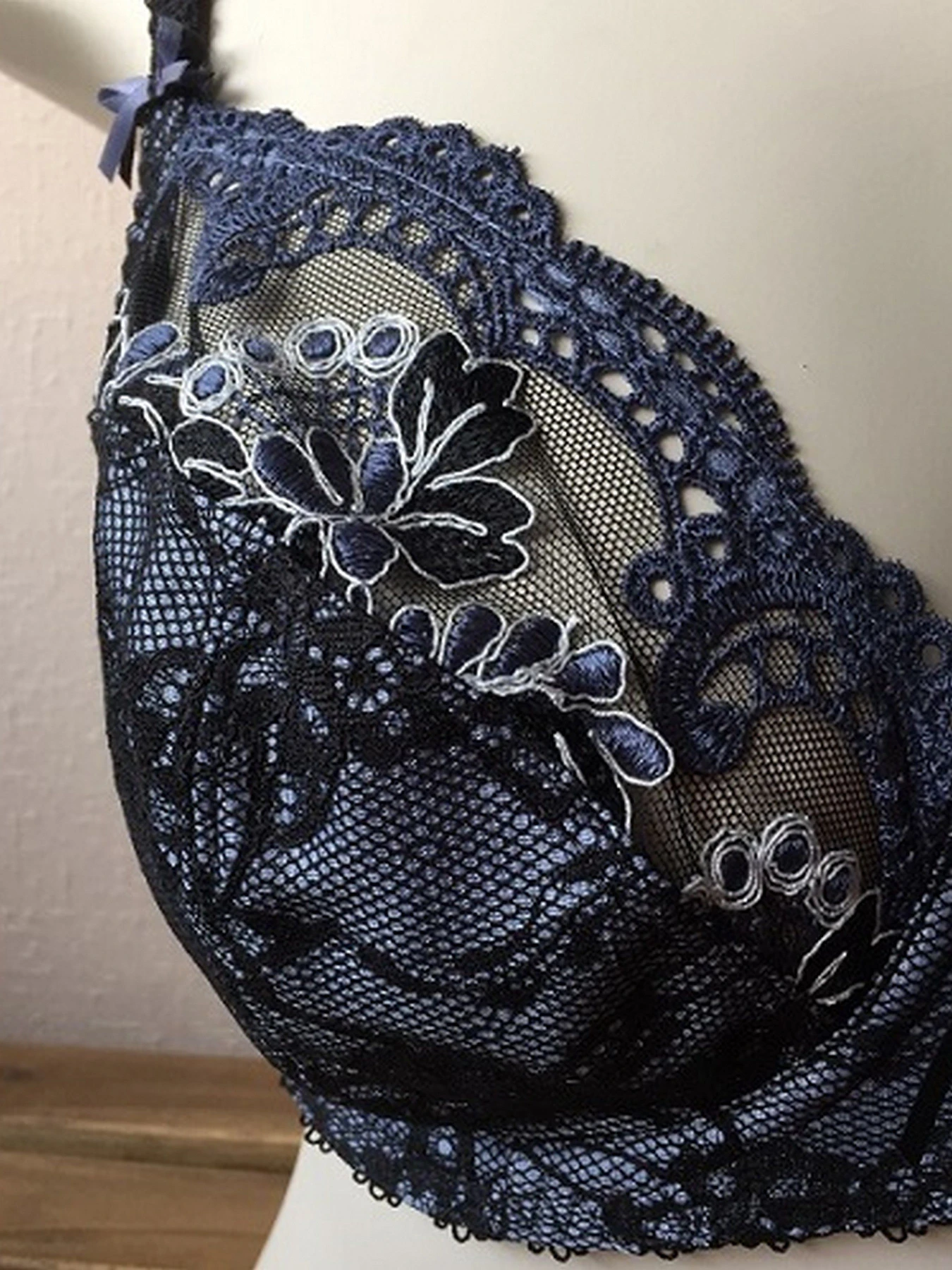 Нижня білизна Fantasie Vivienne модель 2112BLE Фото