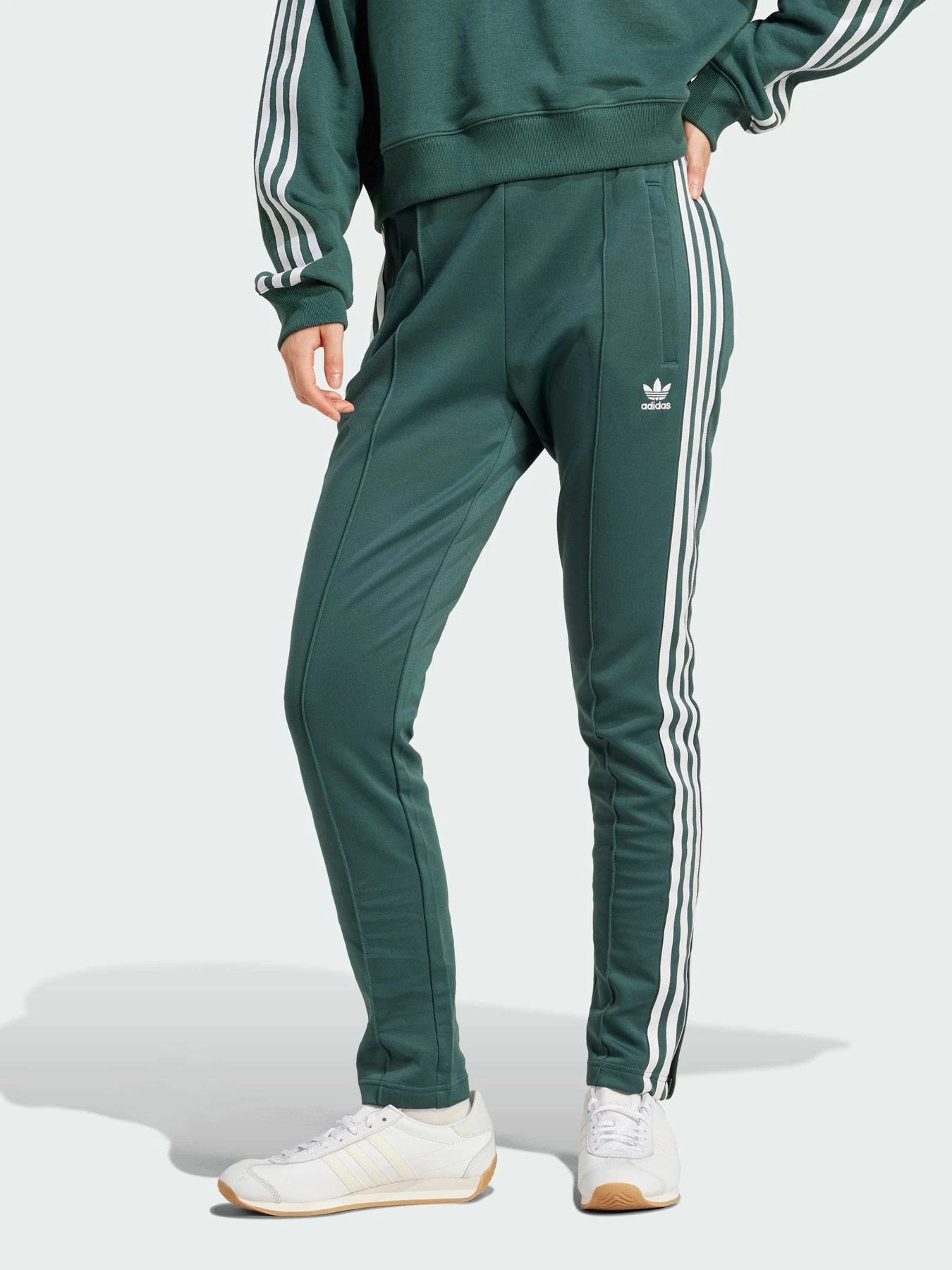 Штани Adidas модель IY2178 Штани Adidas модель IY2178 Фото