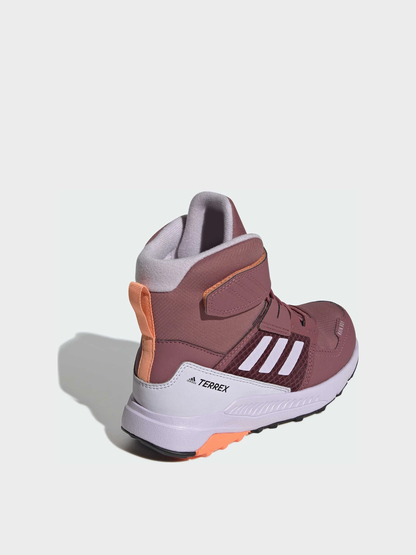 Ботинки и сапоги Adidas модель ID0924 Ботинки и сапоги Adidas модель ID0924 Фото