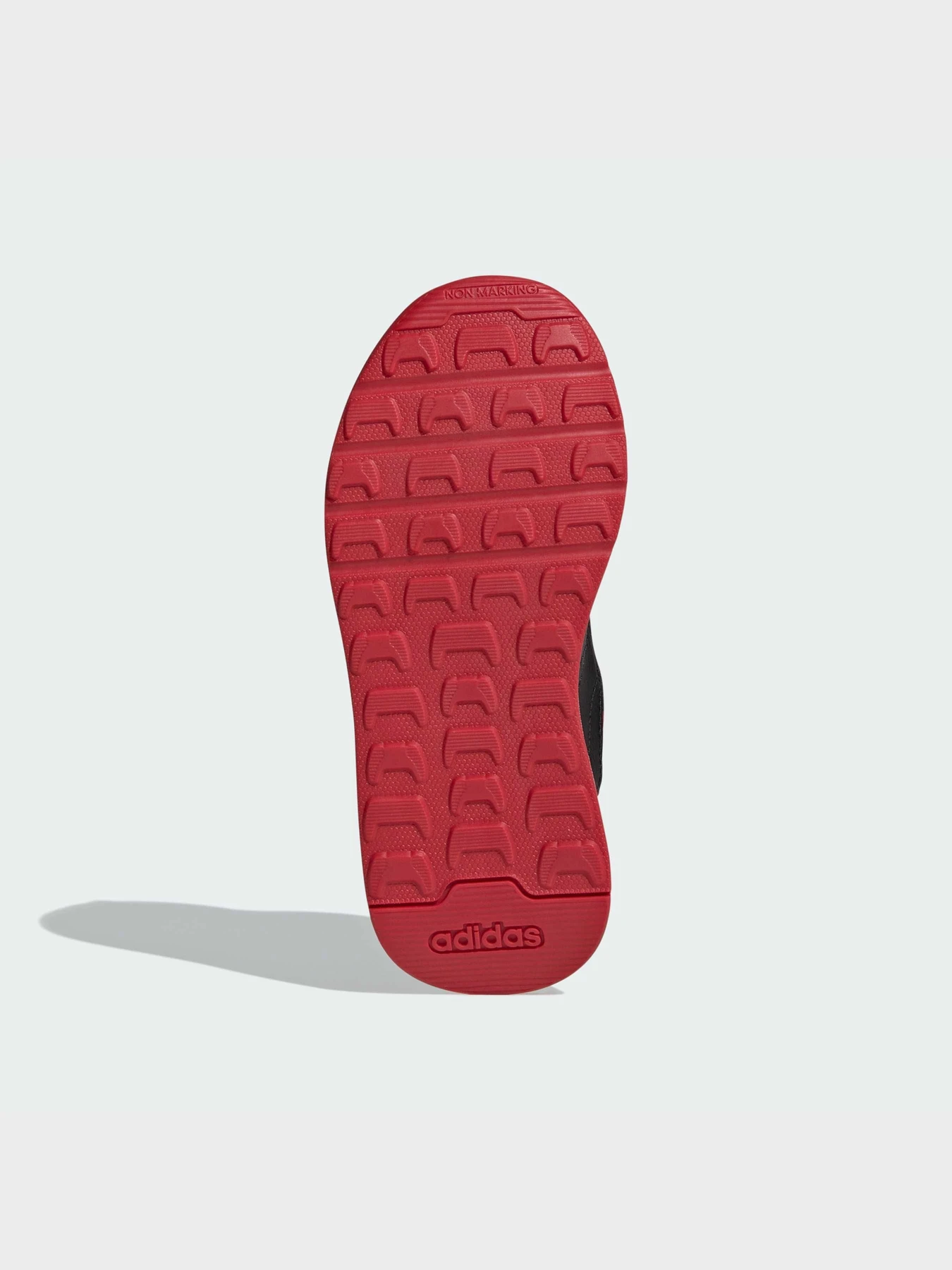 Кроссовки Adidas модель JH8653 Кроссовки Adidas модель JH8653 Фото