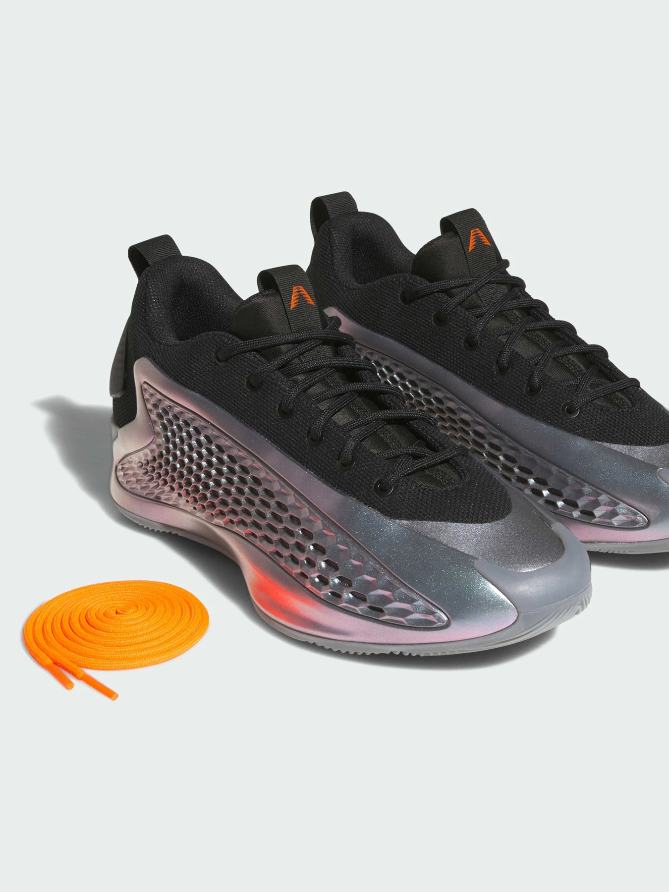 Кроссовки Adidas модель JQ8898 Кроссовки Adidas модель JQ8898 Фото
