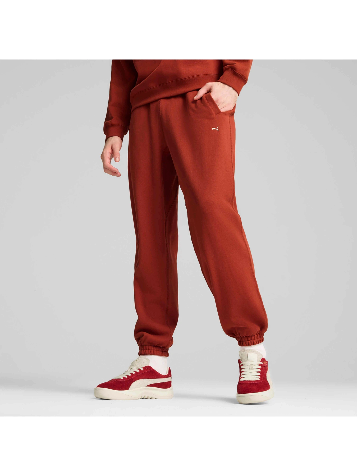 Штани PUMA Mmq Sweatpants модель 624007 Фото
