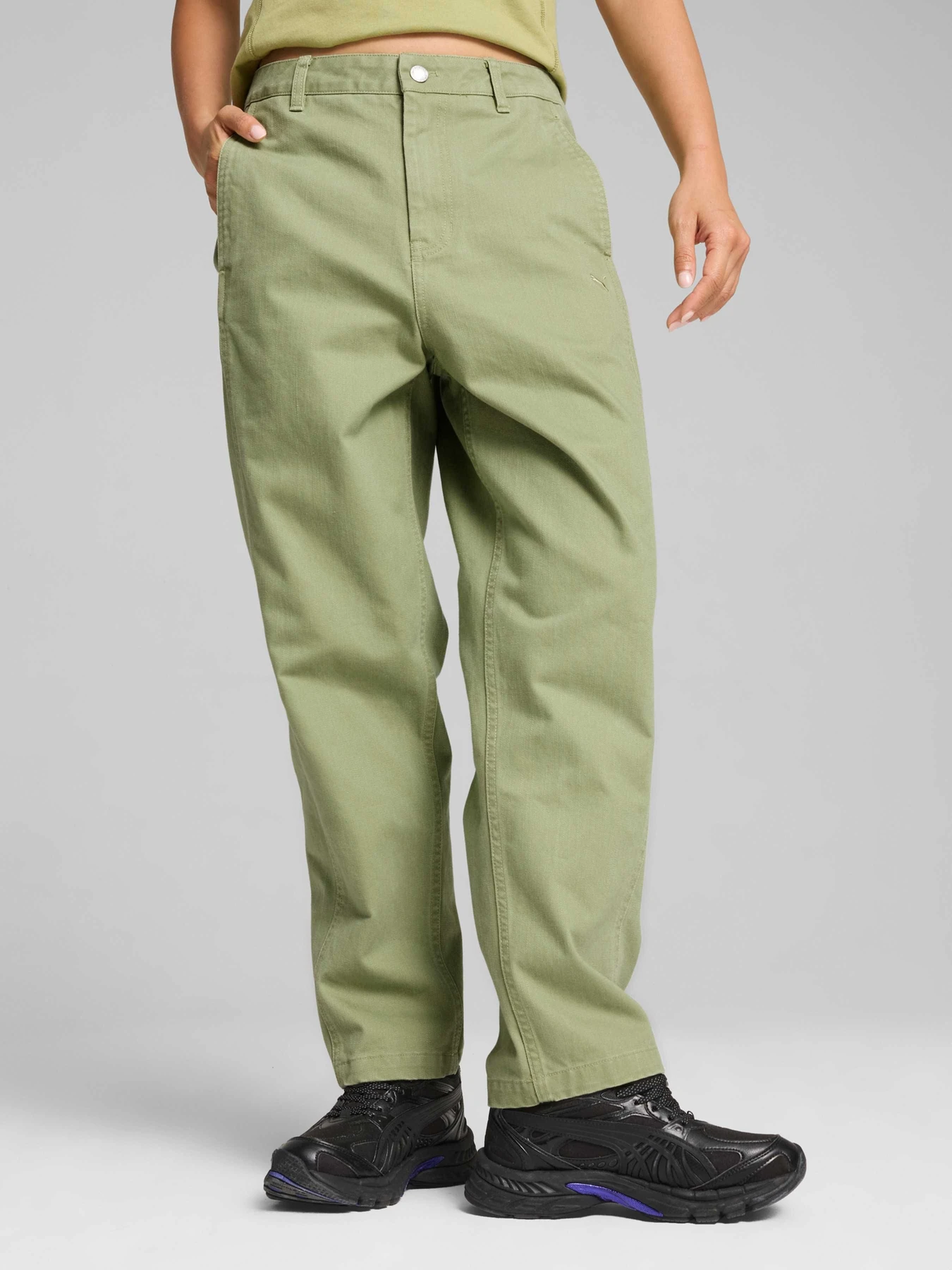 Брюки PUMA Yona Cargo Pants модель 626714 Брюки PUMA Yona Cargo Pants модель 626714 Фото