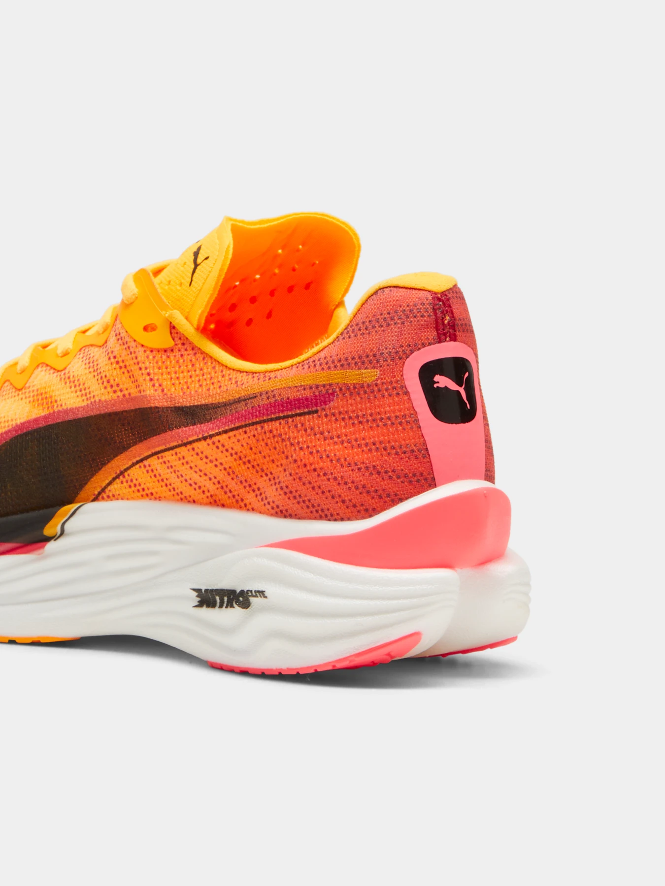 Кросівки PUMA Deviate Nitro™ Elite 3 модель 310554 Фото