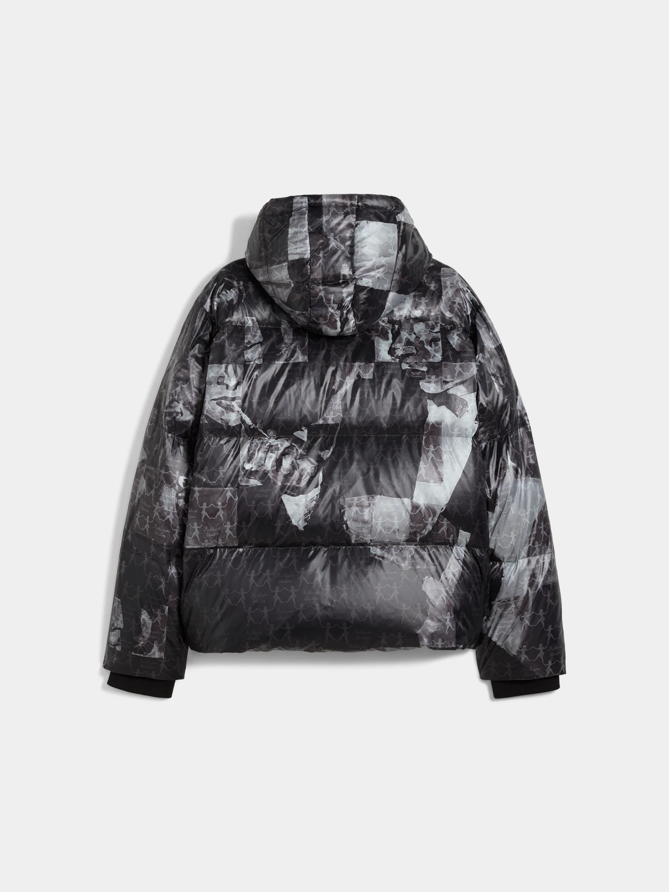 Куртки и дубленки PUMA x Kidsuper Aop Jacket модель 626704 Фото