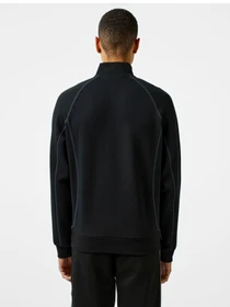 Худи и свитшоты Lacoste модель SH2521031 Фото