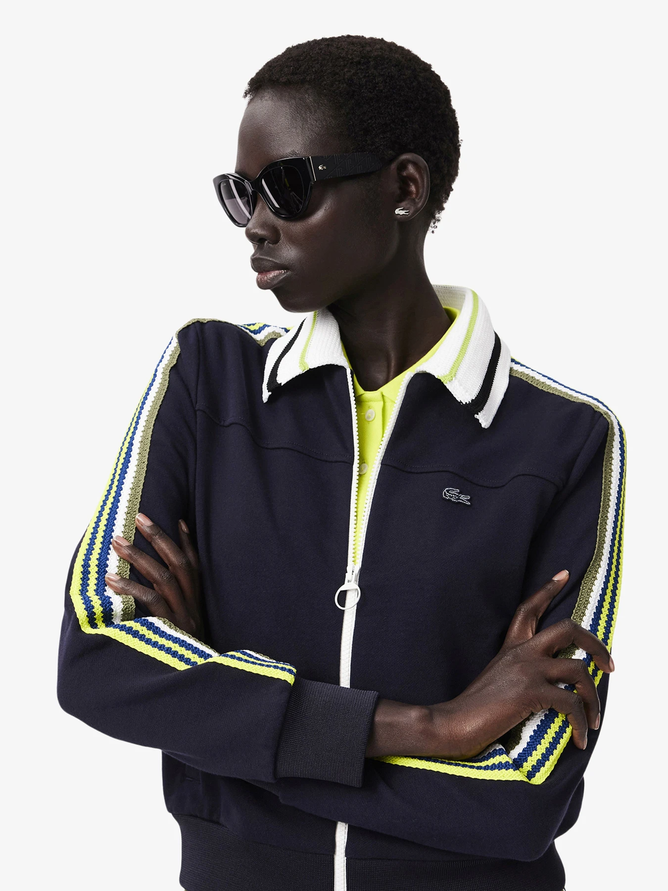 Худи и свитшоты Lacoste модель SF2656I2K Худи и свитшоты Lacoste модель SF2656I2K Фото