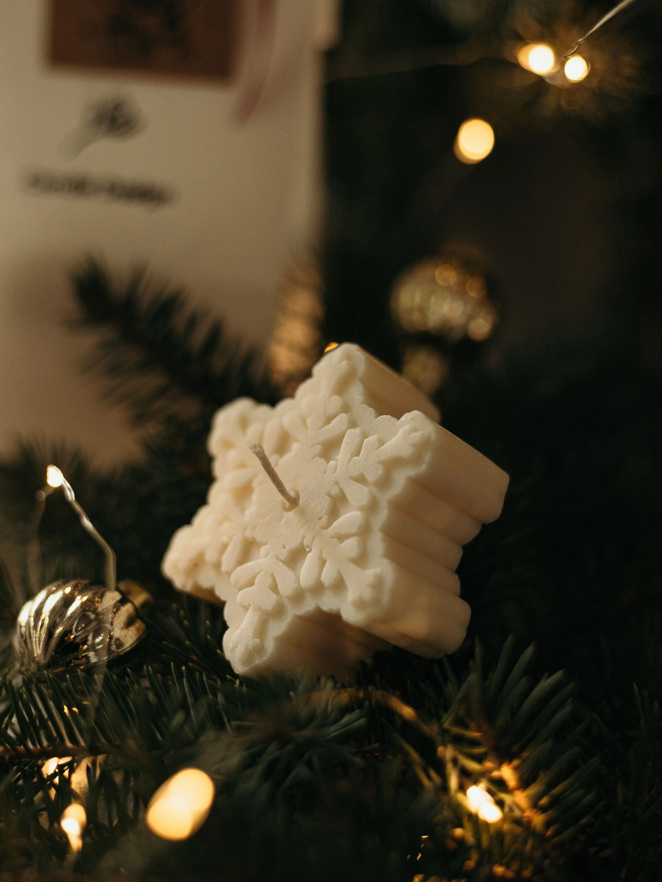 Рождественская аромасвеча "Снежинка", аромат - Просекко с клюквой Candle Design модель 170.2027 Фото