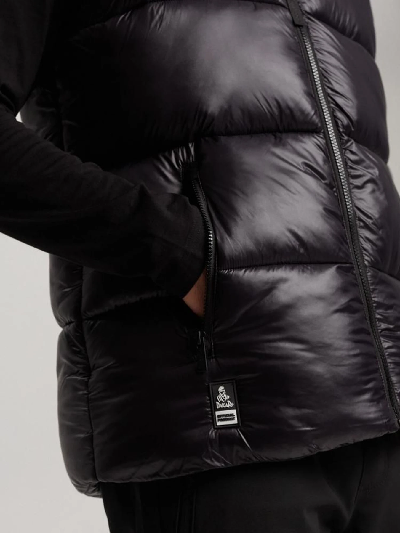 Куртки та дублянки DIVERSE Dkr Vestu Vip модель 10040680 Куртки та дублянки DIVERSE Dkr Vestu Vip модель 10040680 Фото