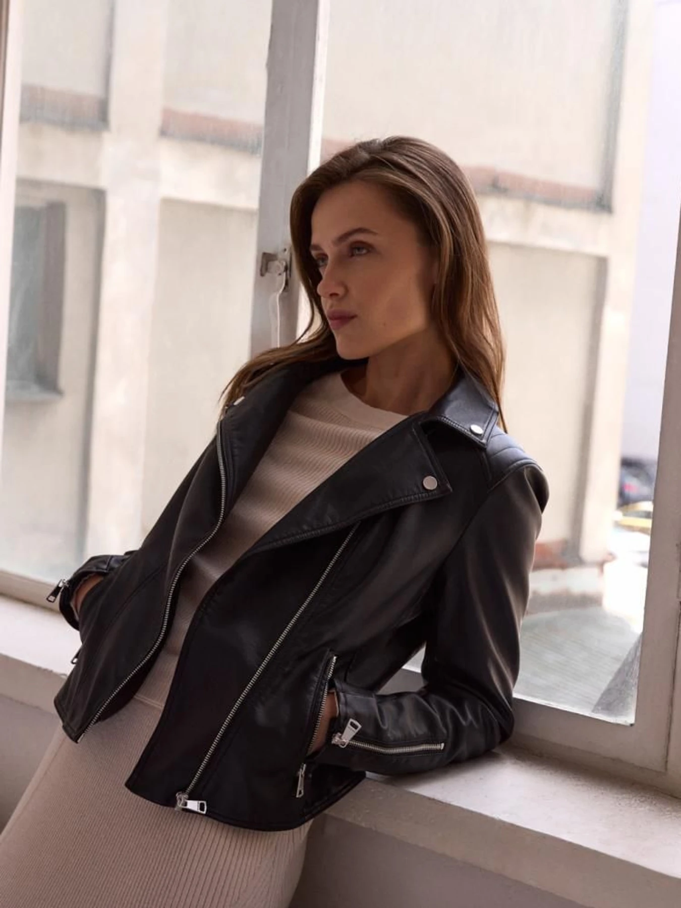 Куртки и дубленки DIVERSE Joana модель 10045083 Фото