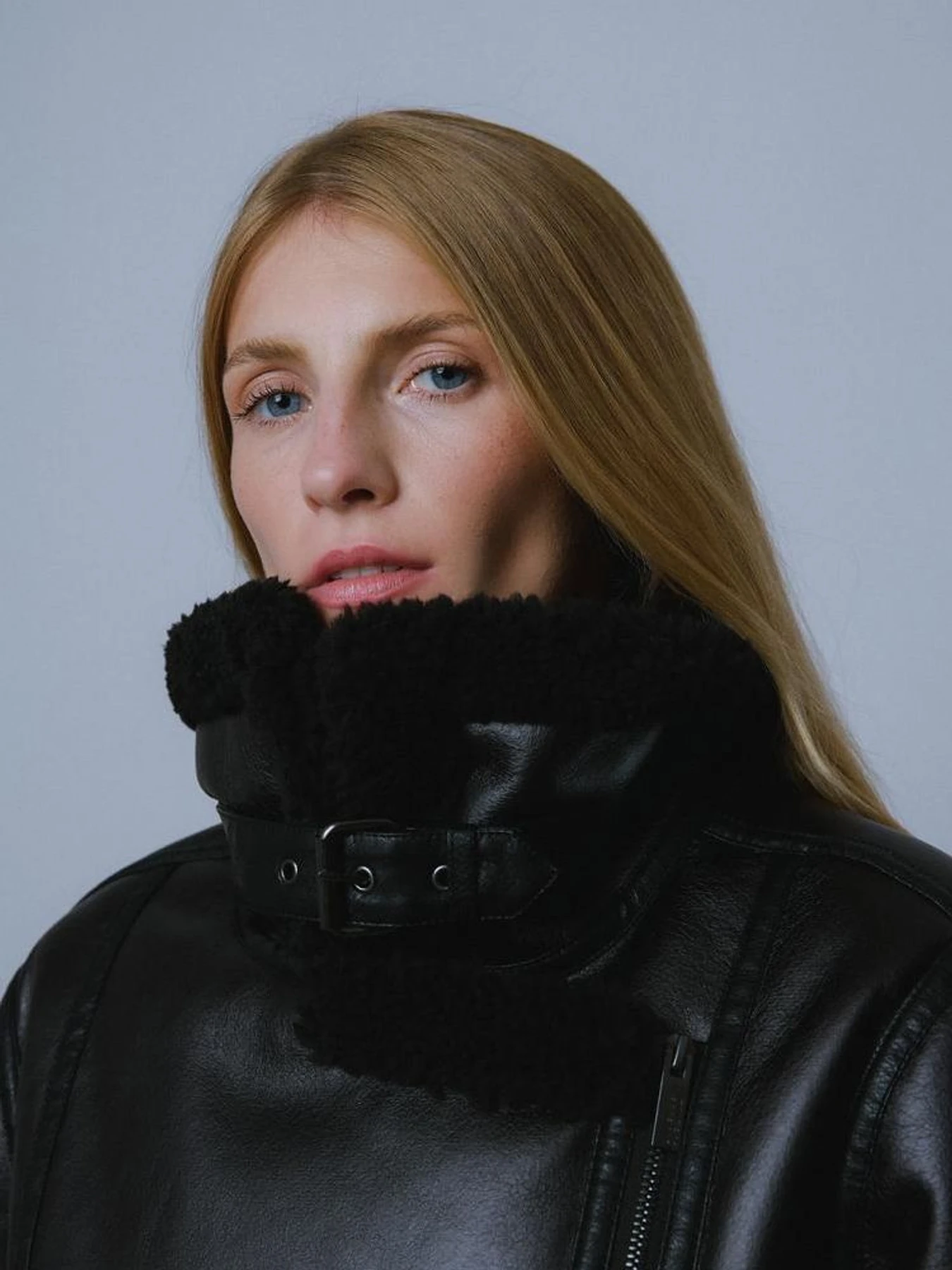 Куртки та дублянки DIVERSE Shearlis модель 10045479 Куртки та дублянки DIVERSE Shearlis модель 10045479 Фото