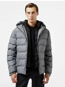 Куртки та дублянки Lacoste модель BH2527CCA Фото
