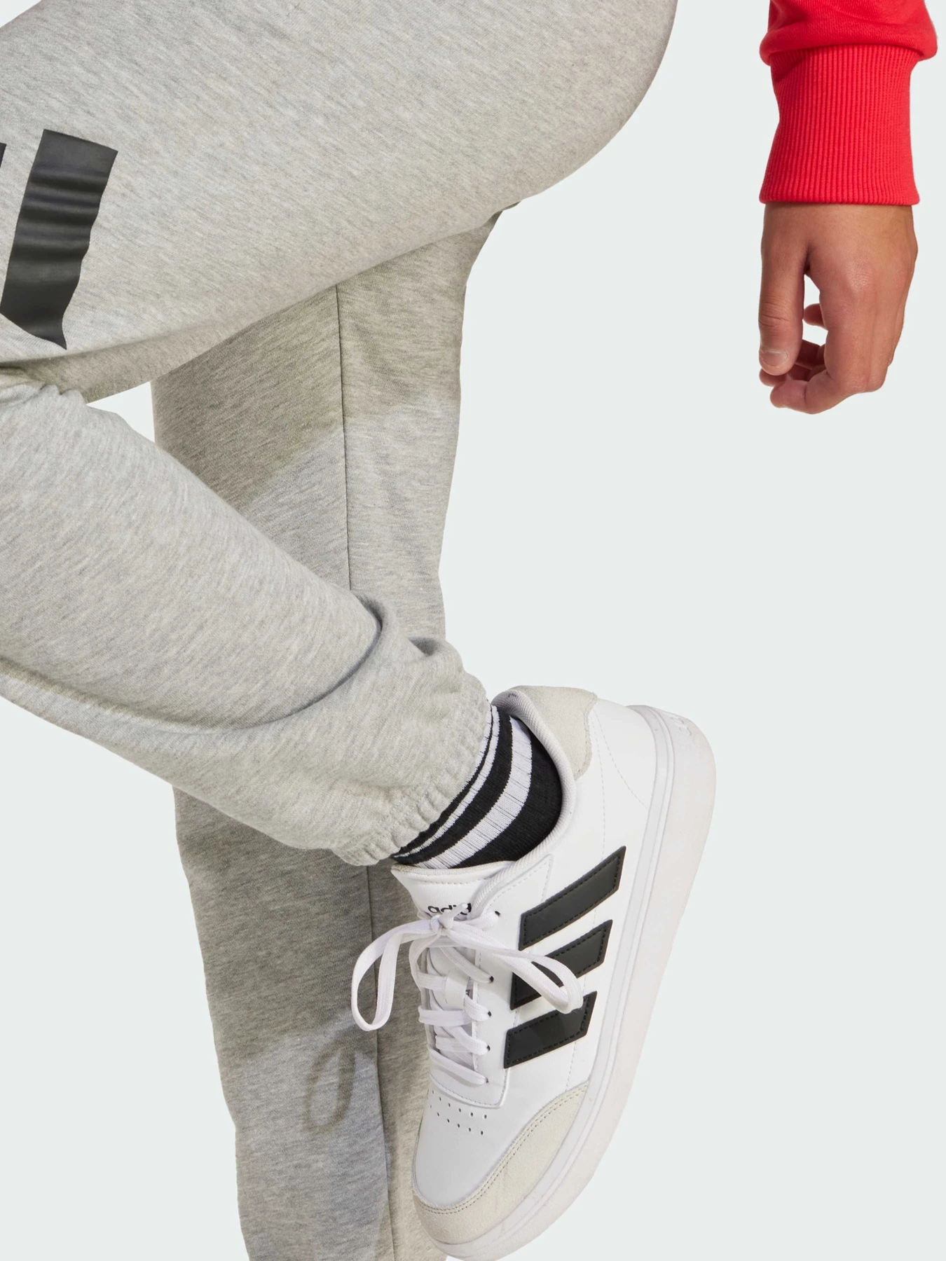 Брюки Adidas модель JD2092 Брюки Adidas модель JD2092 Фото