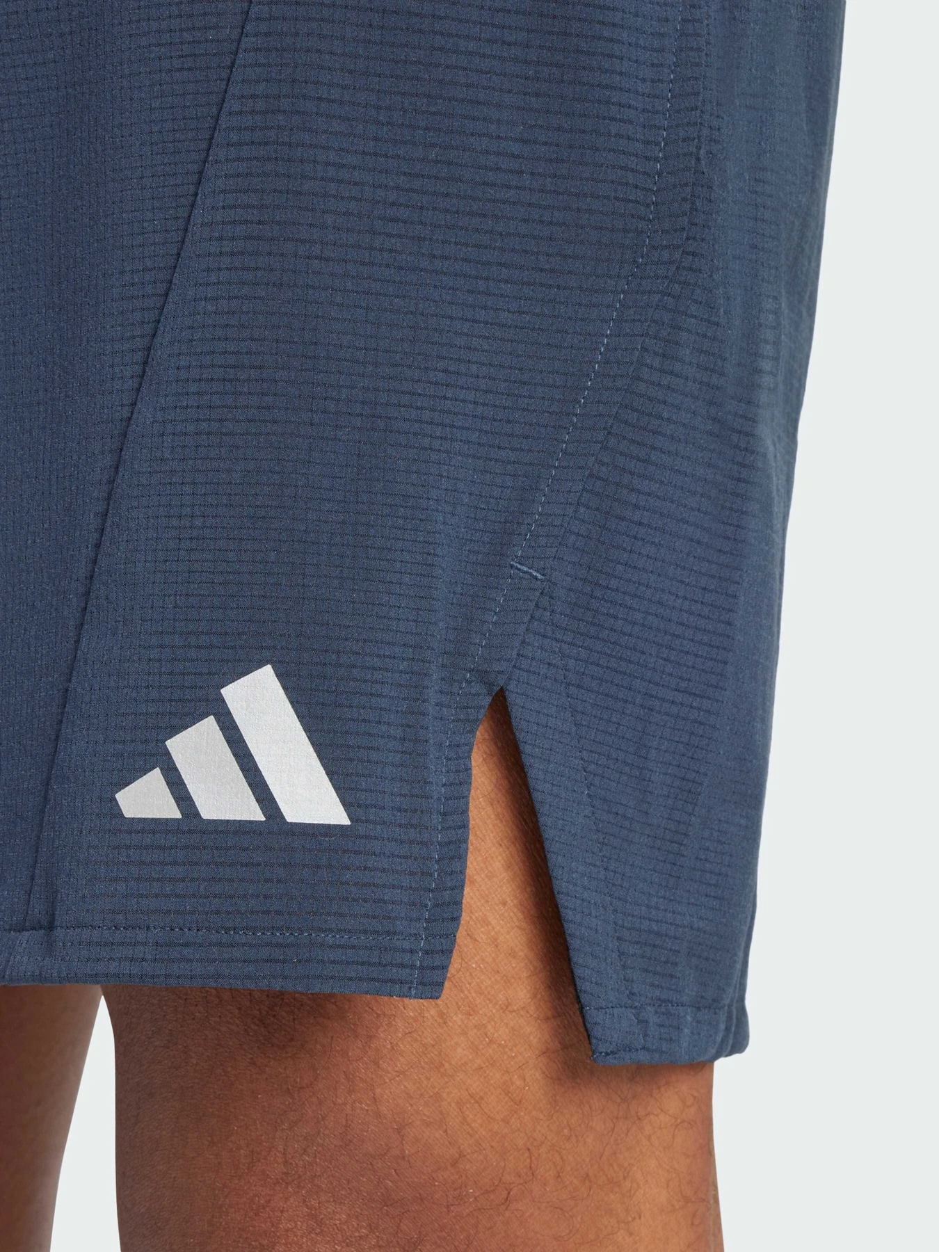 Шорты Adidas модель JN1991 Фото