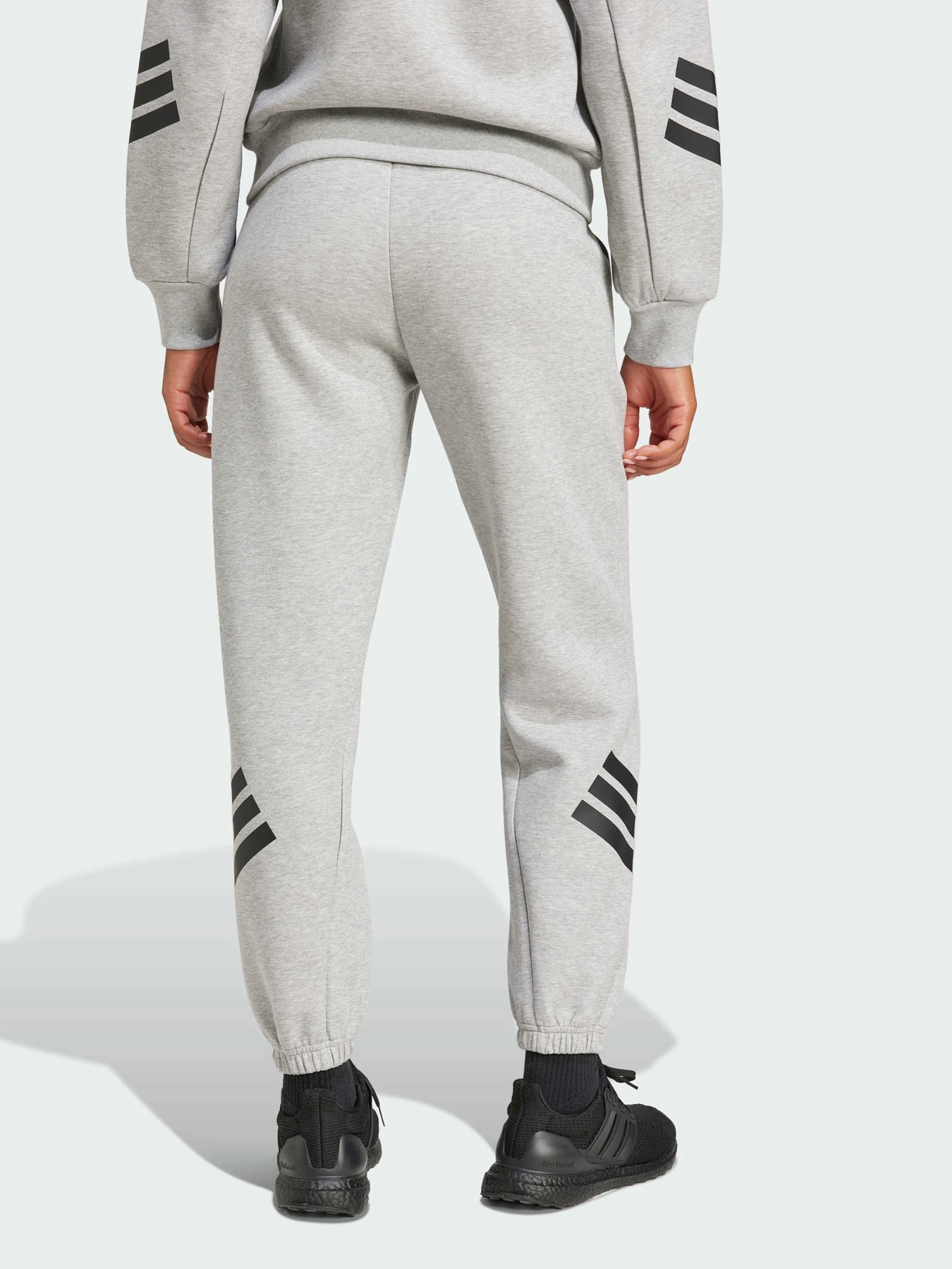 Брюки Adidas 3 Stripes модель JE0155 Фото