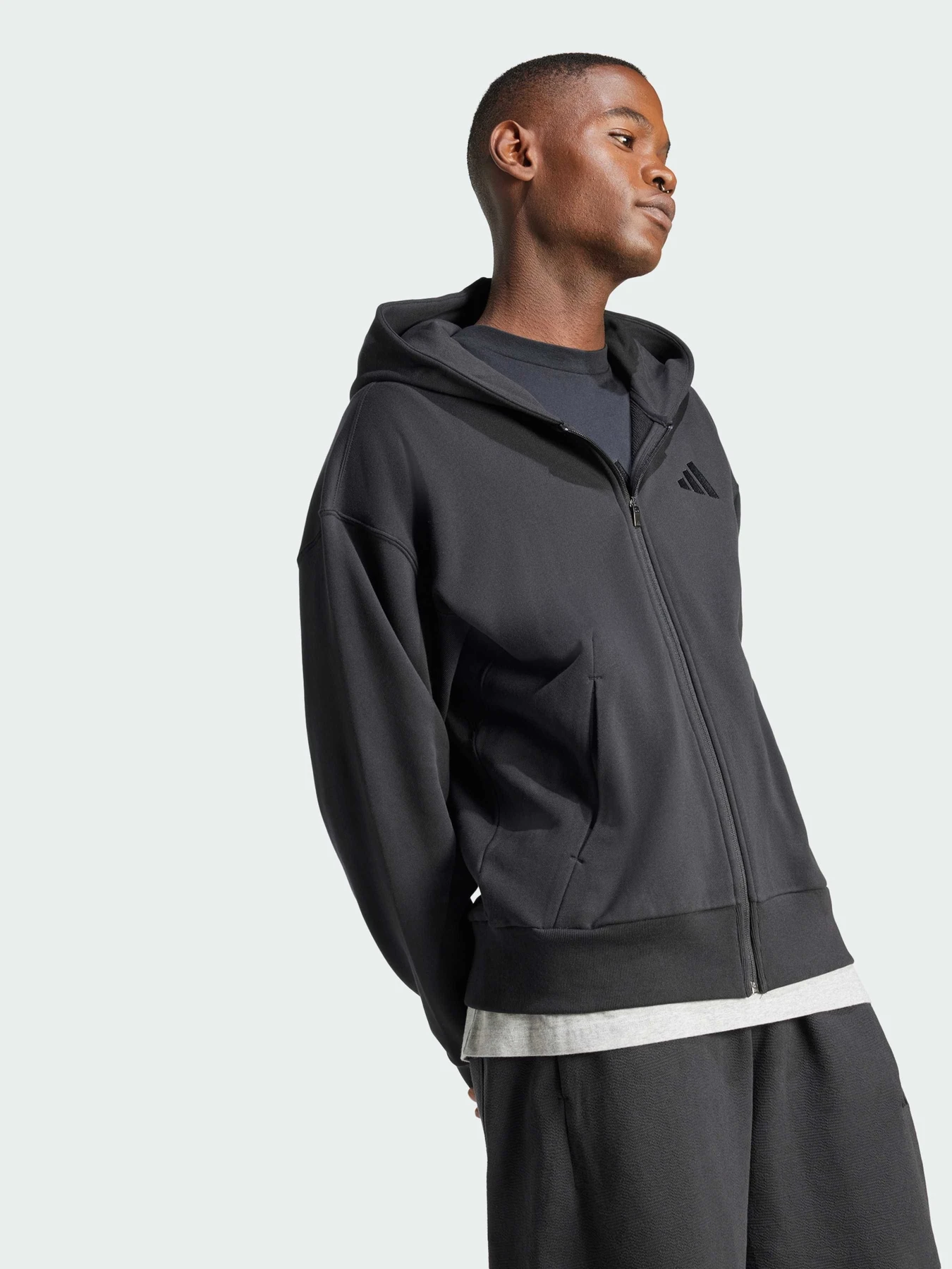 Худі та світшоти Adidas модель JI6361 Худі та світшоти Adidas модель JI6361 Фото