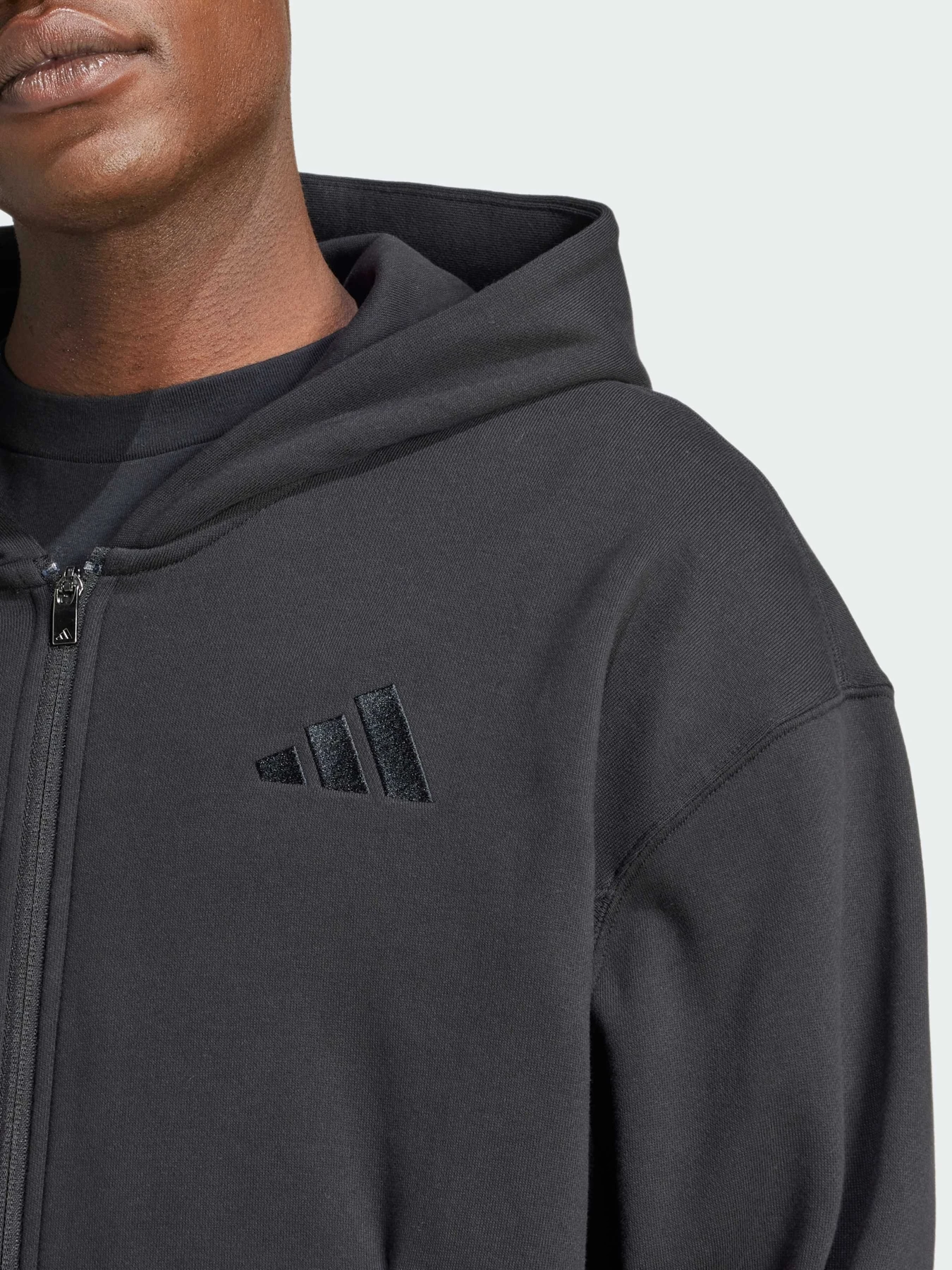 Худі та світшоти Adidas модель JI6361 Худі та світшоти Adidas модель JI6361 Фото