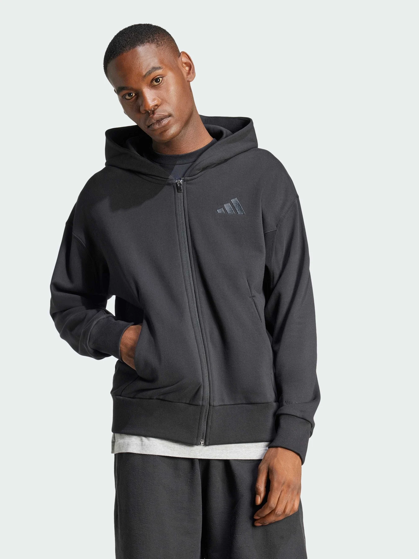 Худі та світшоти Adidas модель JI6361 Худі та світшоти Adidas модель JI6361 Фото