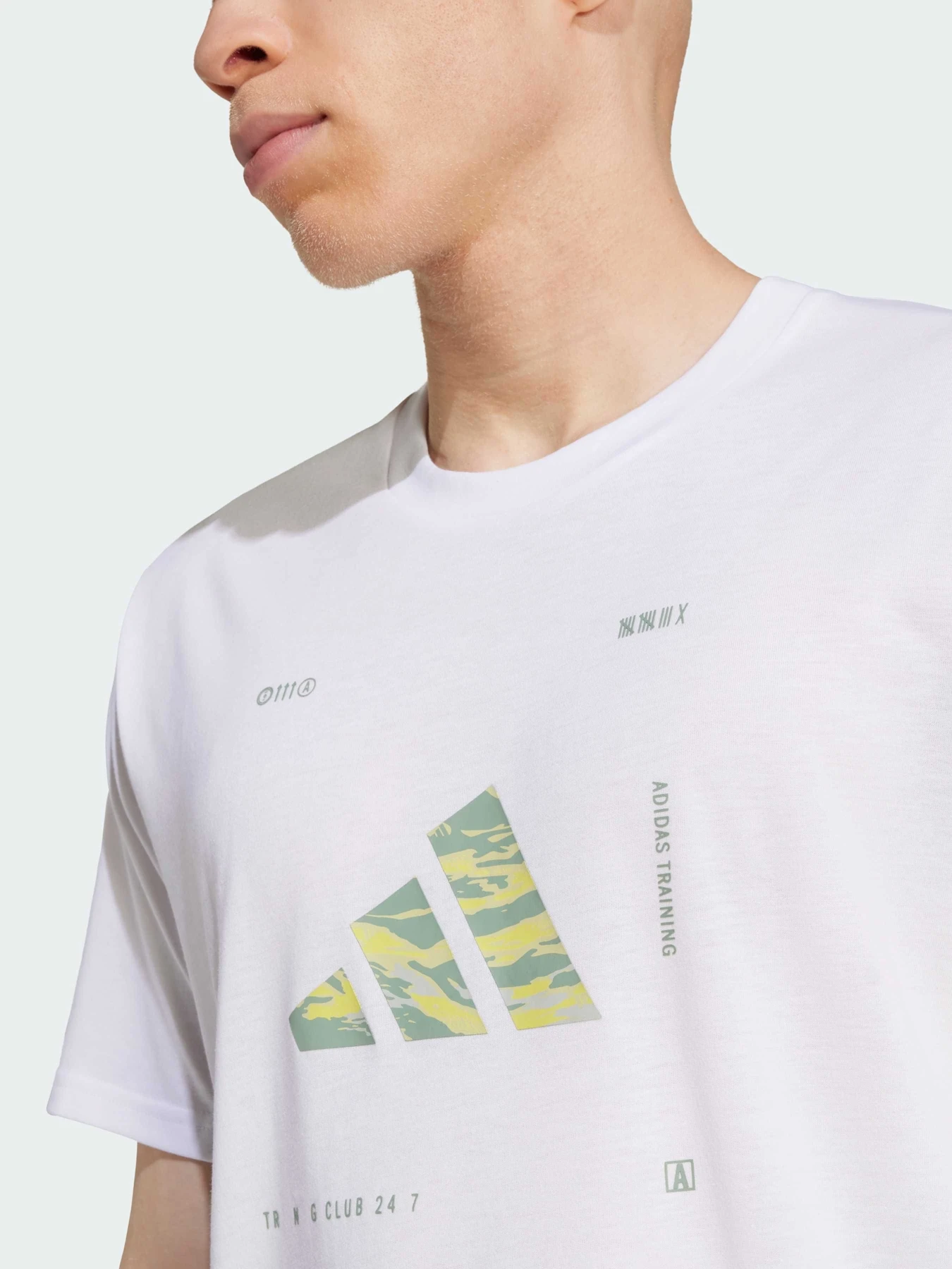 Футболки и поло Adidas модель JD8232 Футболки и поло Adidas модель JD8232 Фото