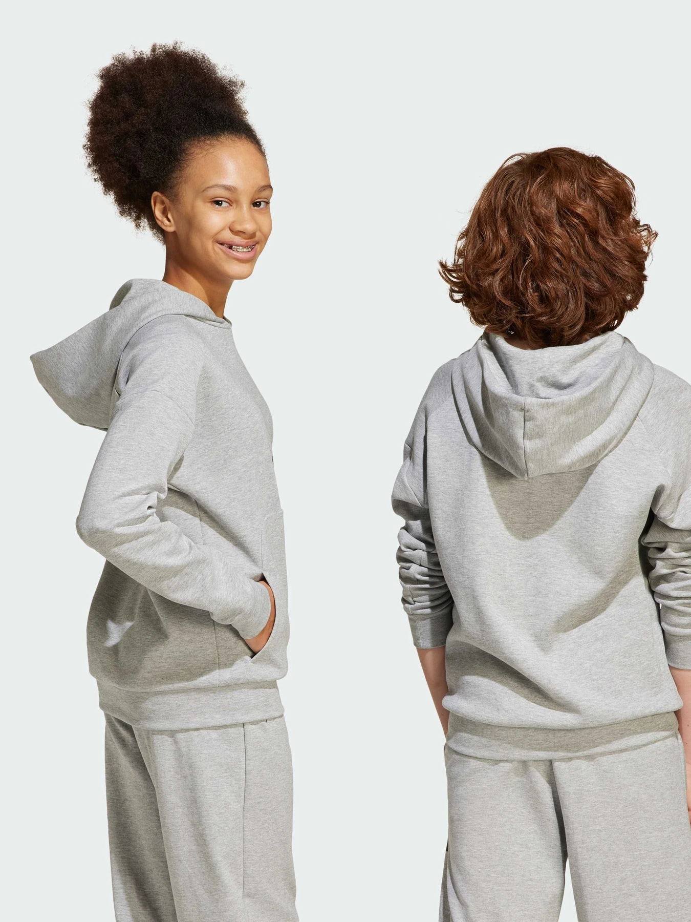 Худи и свитшоты Adidas модель JJ4788 Худи и свитшоты Adidas модель JJ4788 Фото