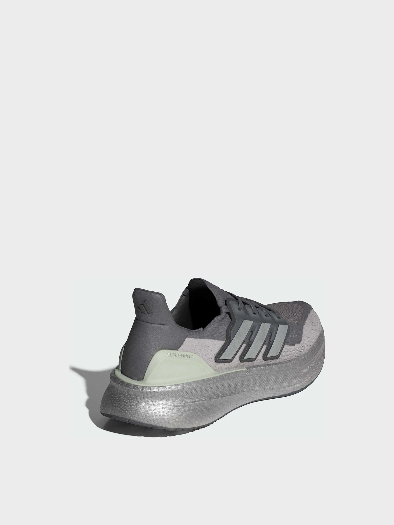 Кроссовки Adidas Ultraboost модель ID8839 Кроссовки Adidas Ultraboost модель ID8839 Фото