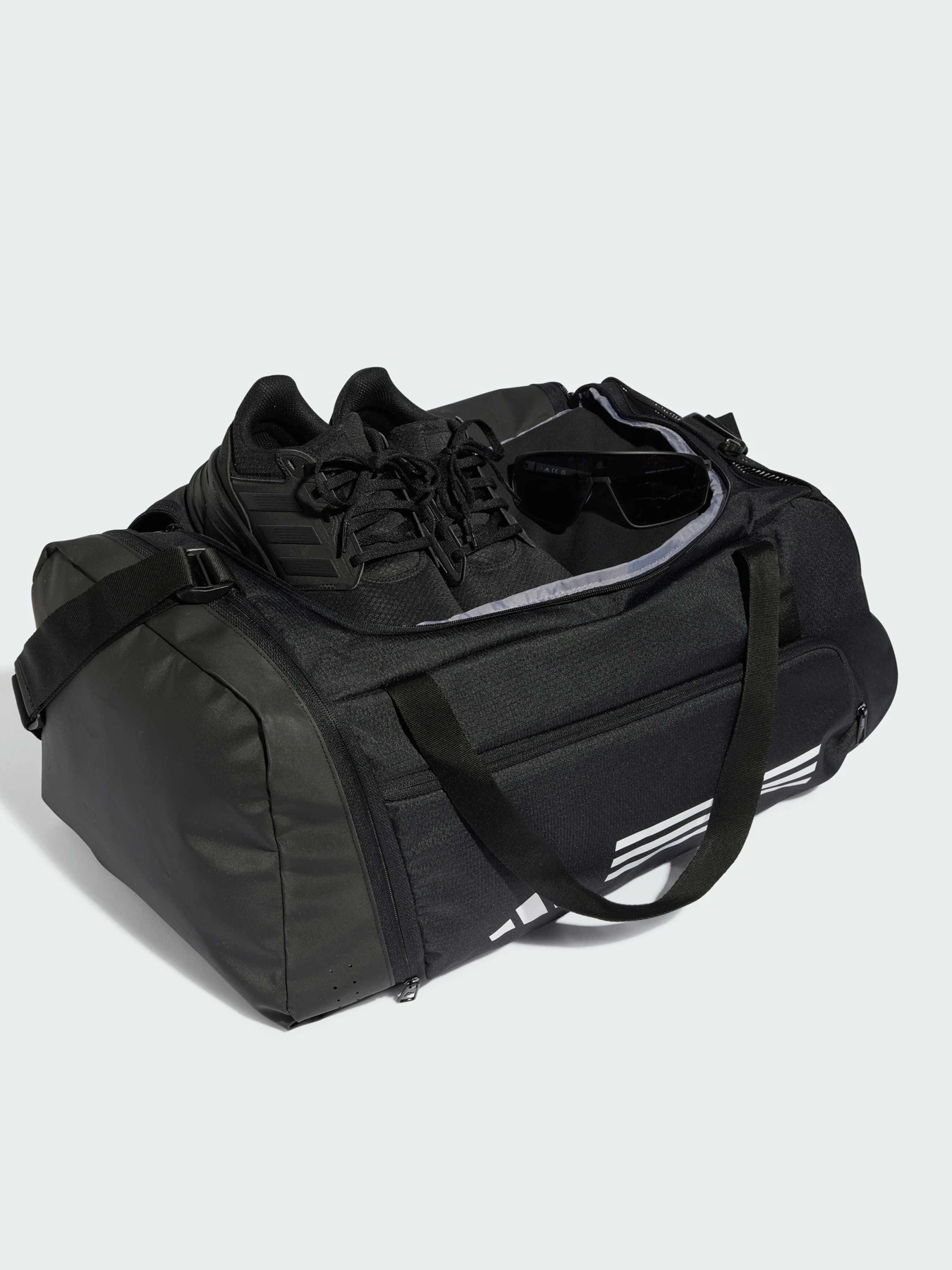 Сумки Adidas модель IP9863 Сумки Adidas модель IP9863 Фото
