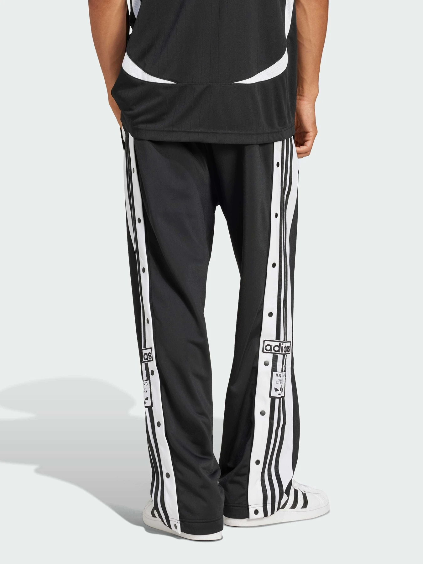 Брюки Adidas Adicolor модель JP3760 Фото