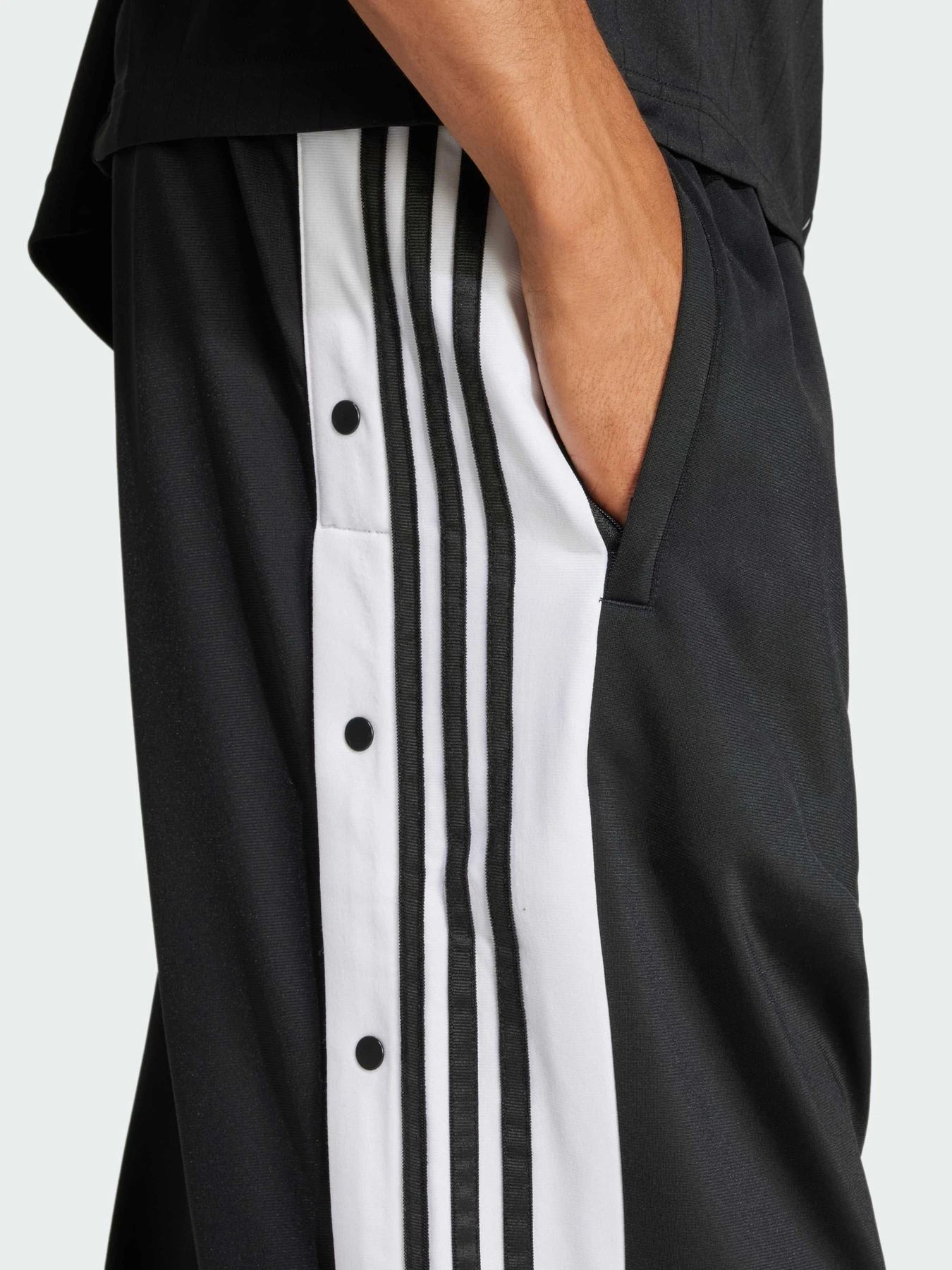 Брюки Adidas Adicolor модель JP3760 Фото