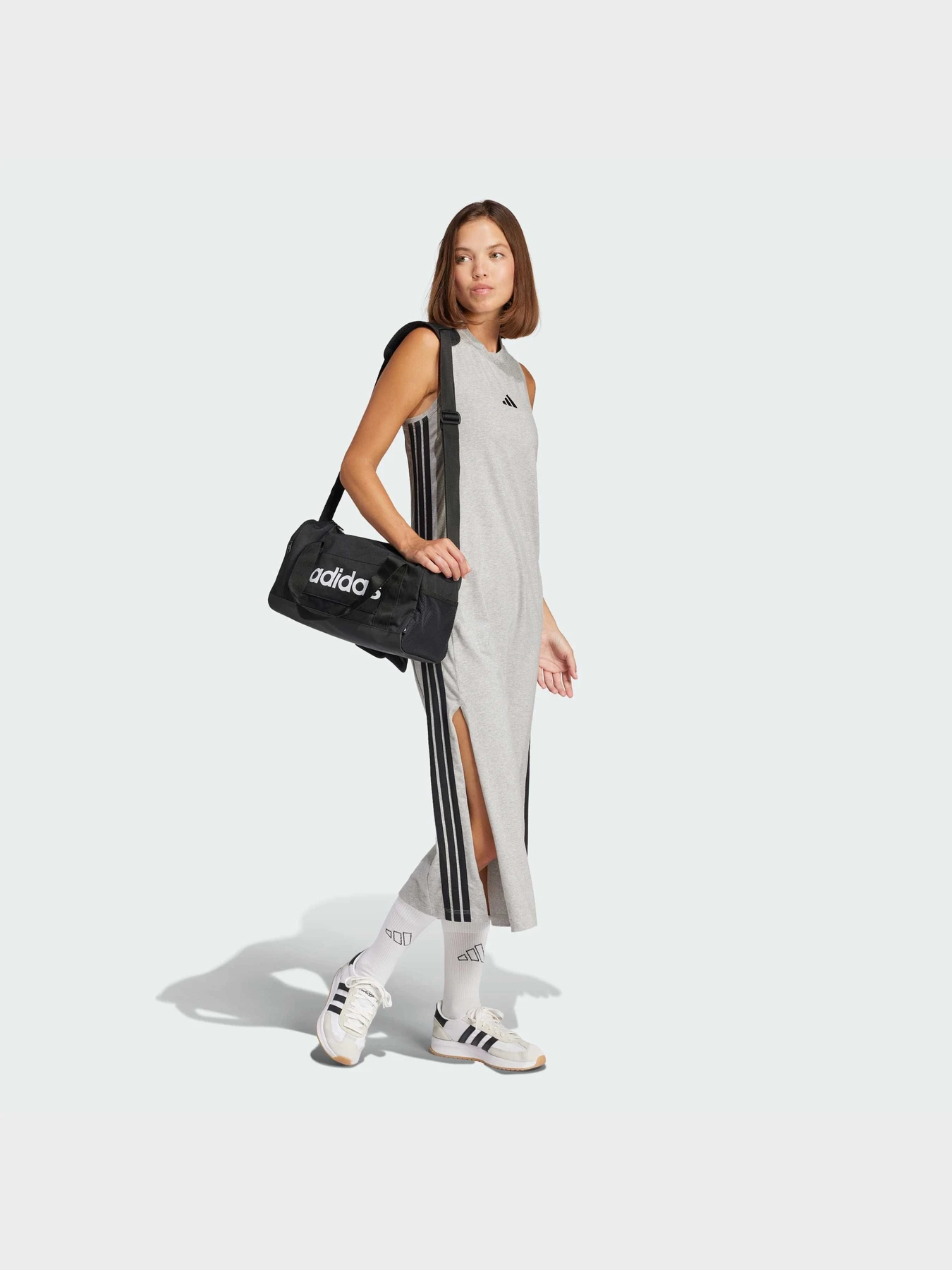 Сумки Adidas модель JE8347 Сумки Adidas модель JE8347 Фото