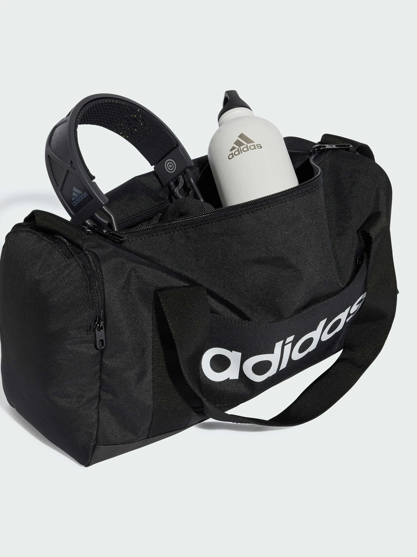 Сумки Adidas модель JE8347 Сумки Adidas модель JE8347 Фото