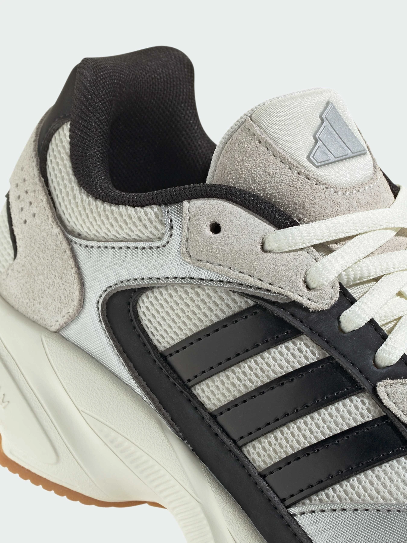 Кроссовки Adidas модель JH6699 Кроссовки Adidas модель JH6699 Фото