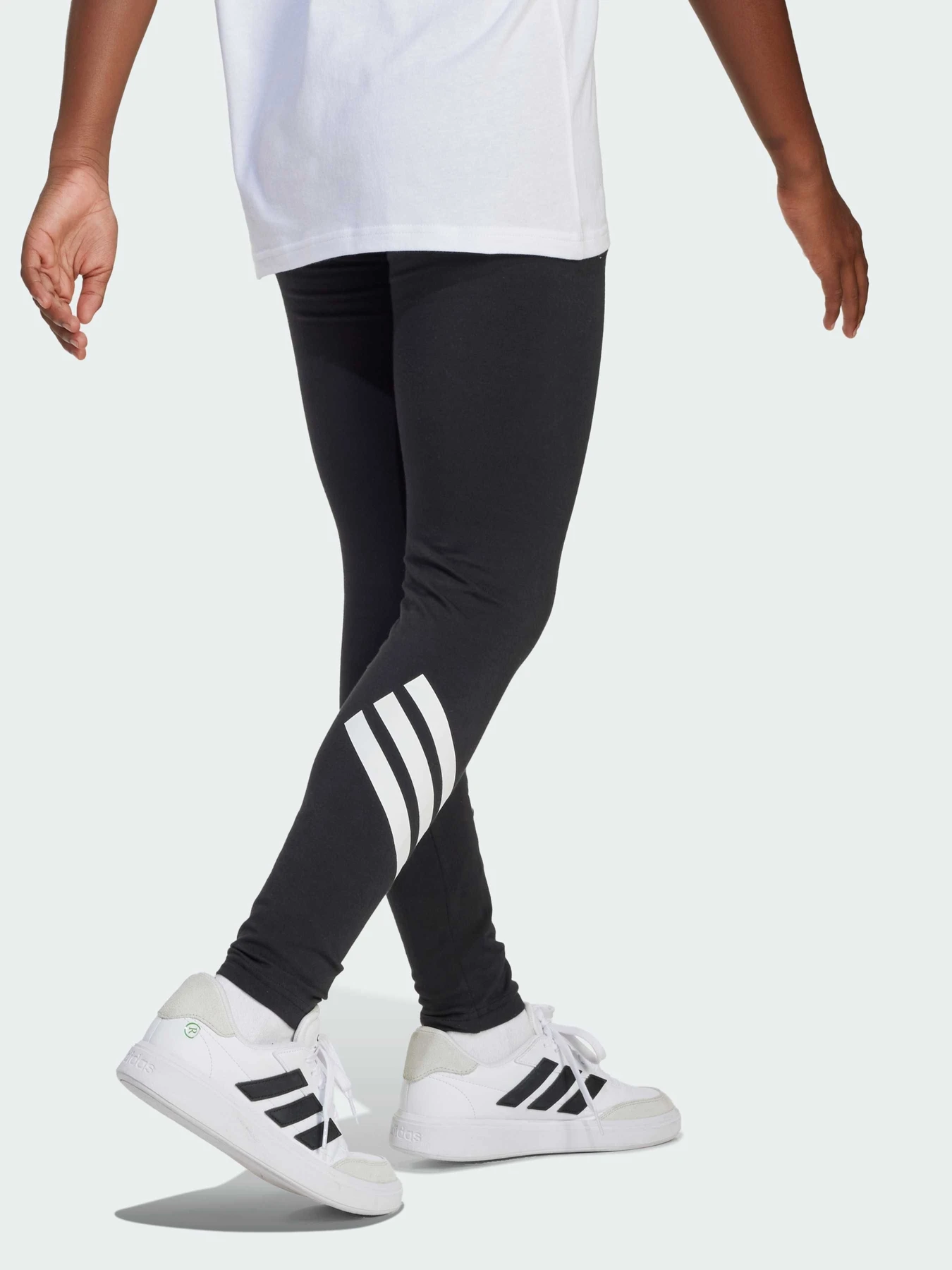 Брюки Adidas 3 Stripes модель JC7567 Фото
